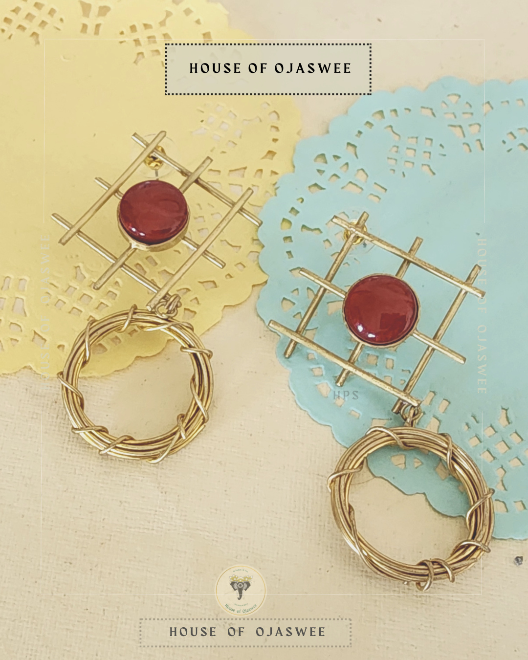 Matte Earrings - Diamond shape (Red)