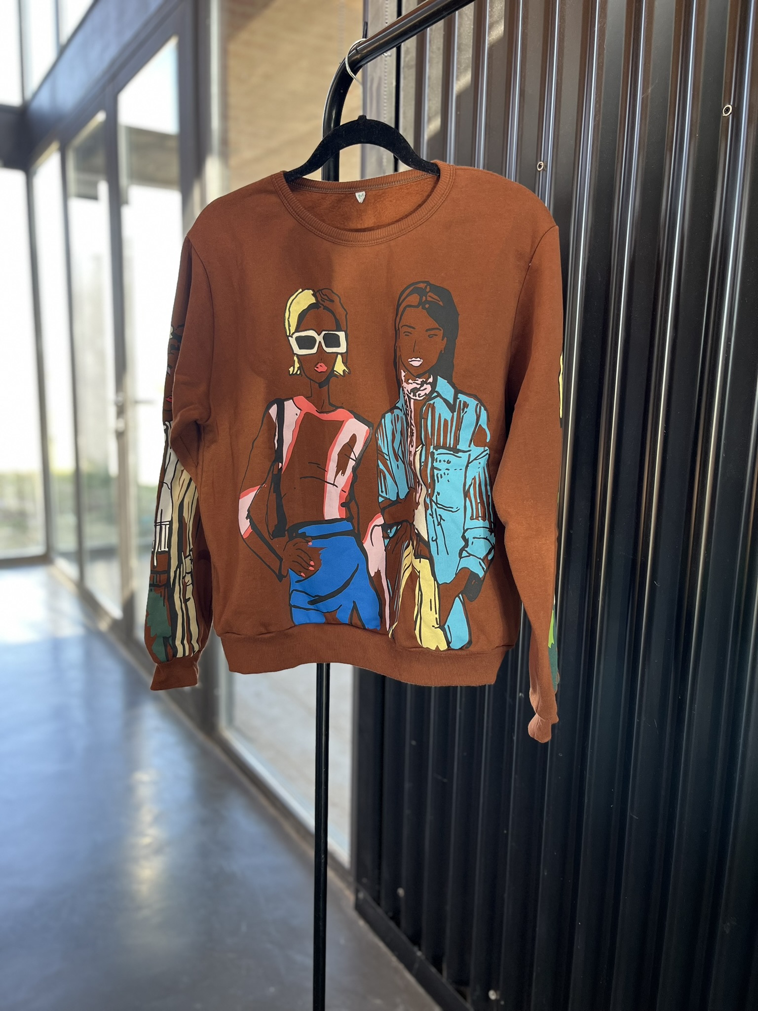 Buzo de diseño artístico