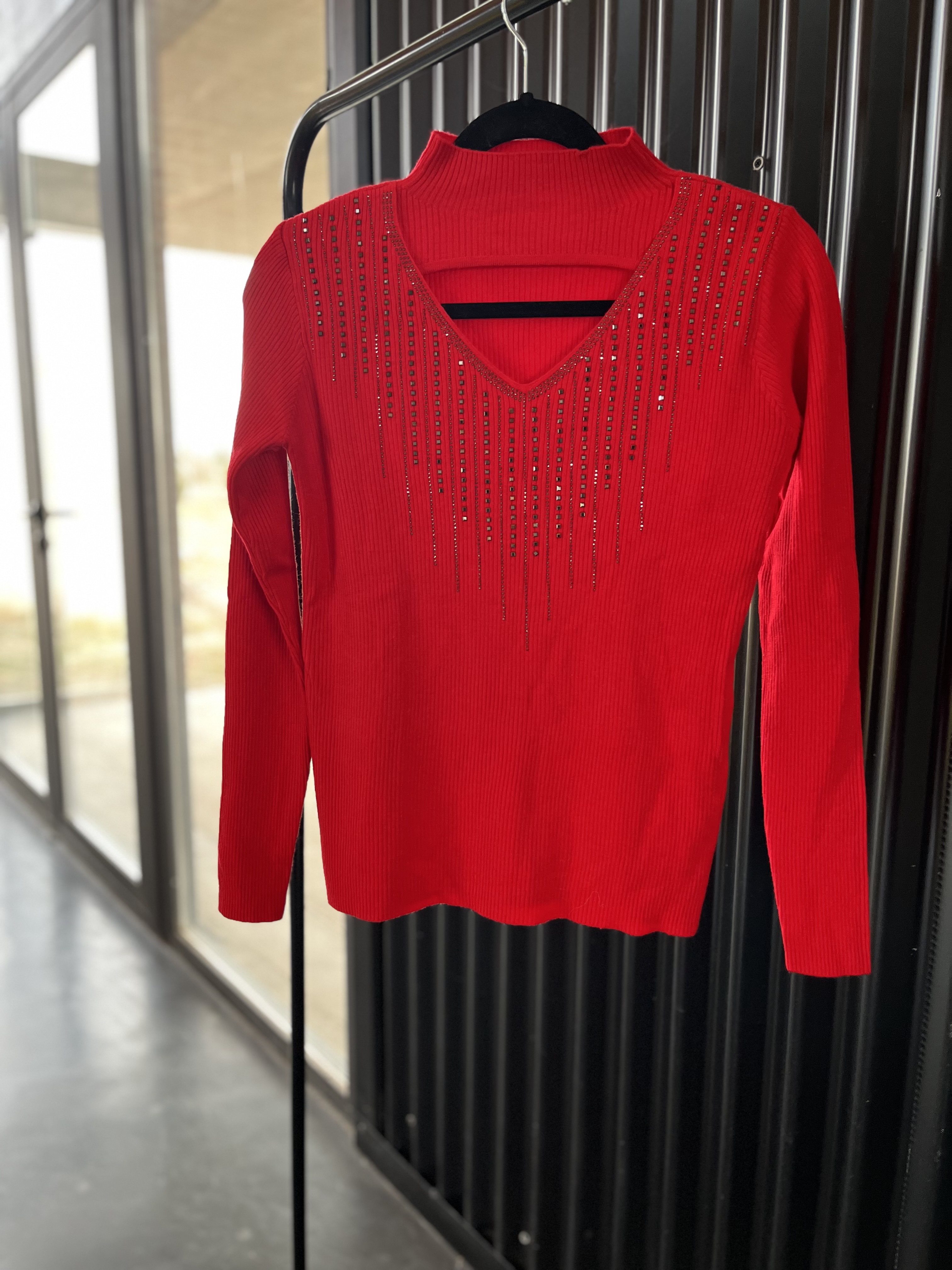 Suéter rojo elegante