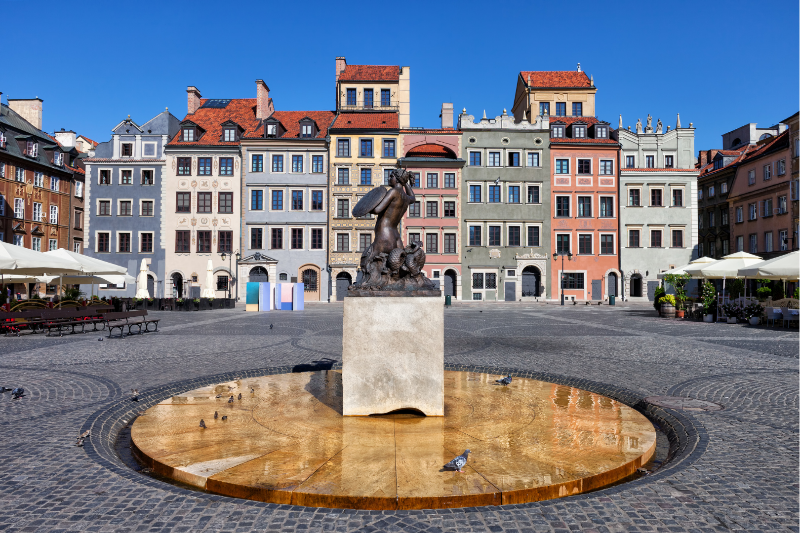 Warsaw: Old Town and Krakowskie Przedmieście Private Guided Walking Tour