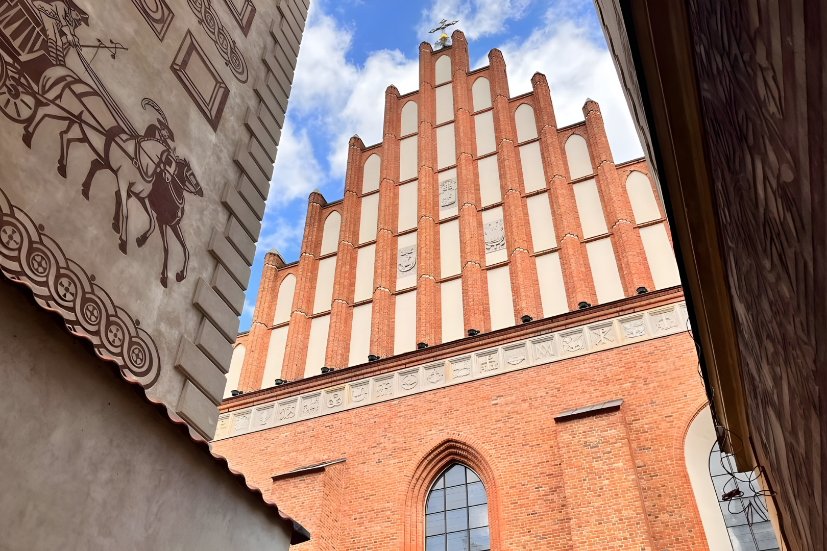Warsaw: Old Town Private Guided Walking Tour