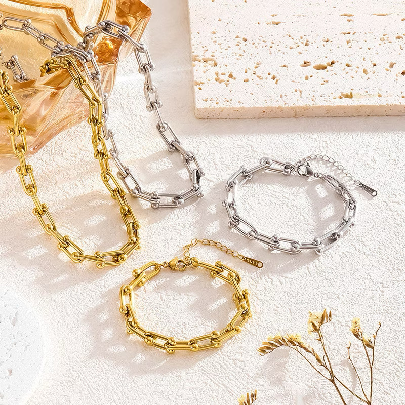 Taylor Plain Hardware Set 