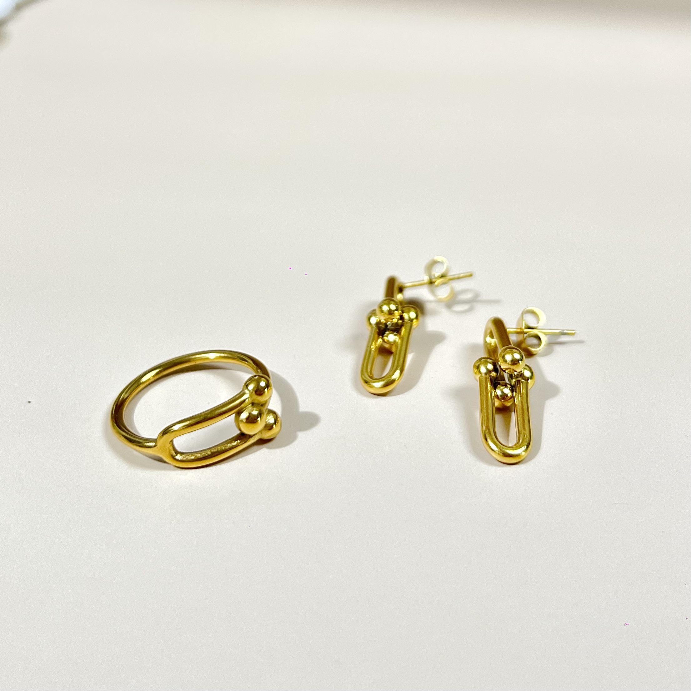 Layla Hardware 4in1 Set