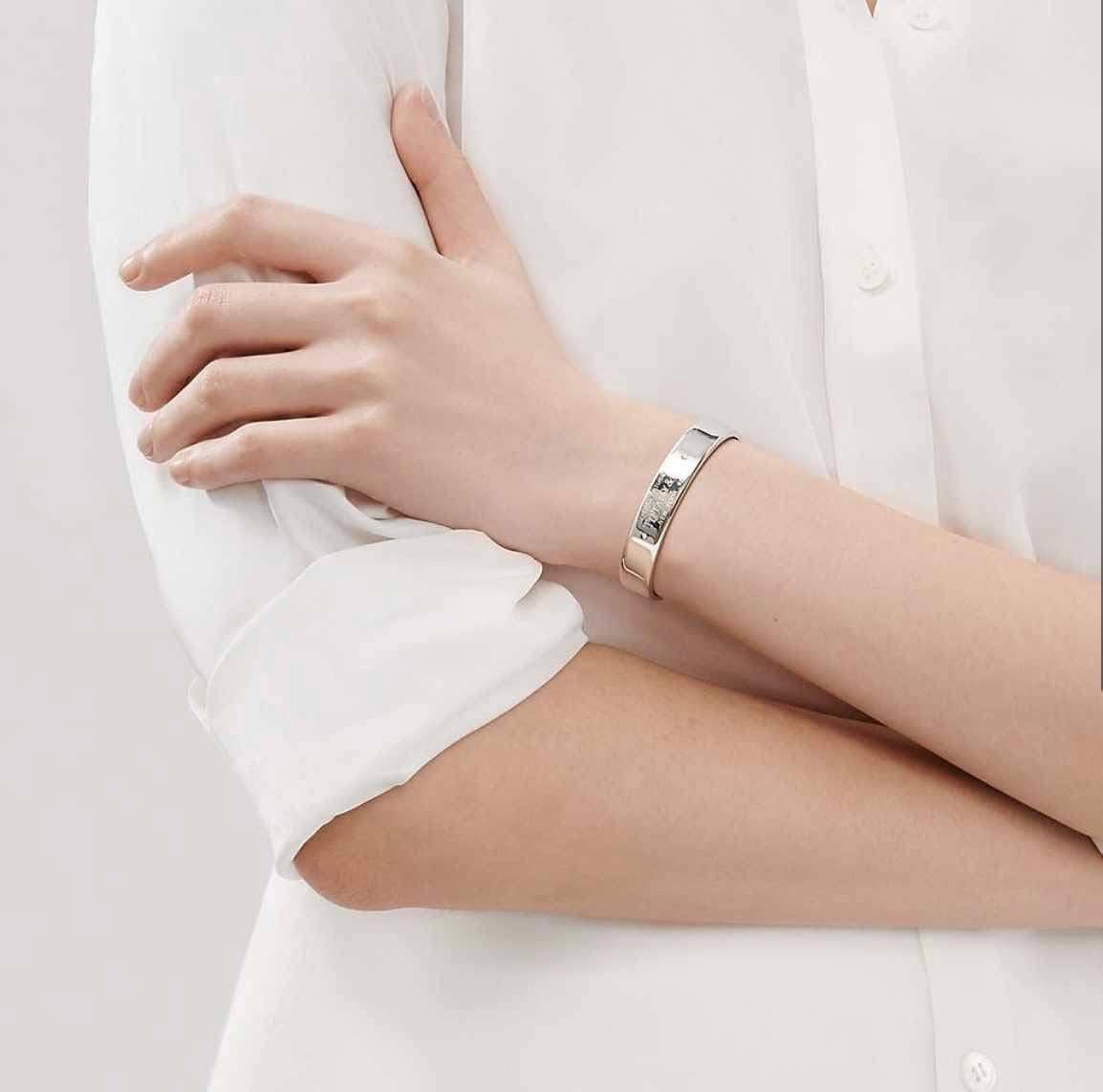 Unisex Chunky Open Bangle (19cm)