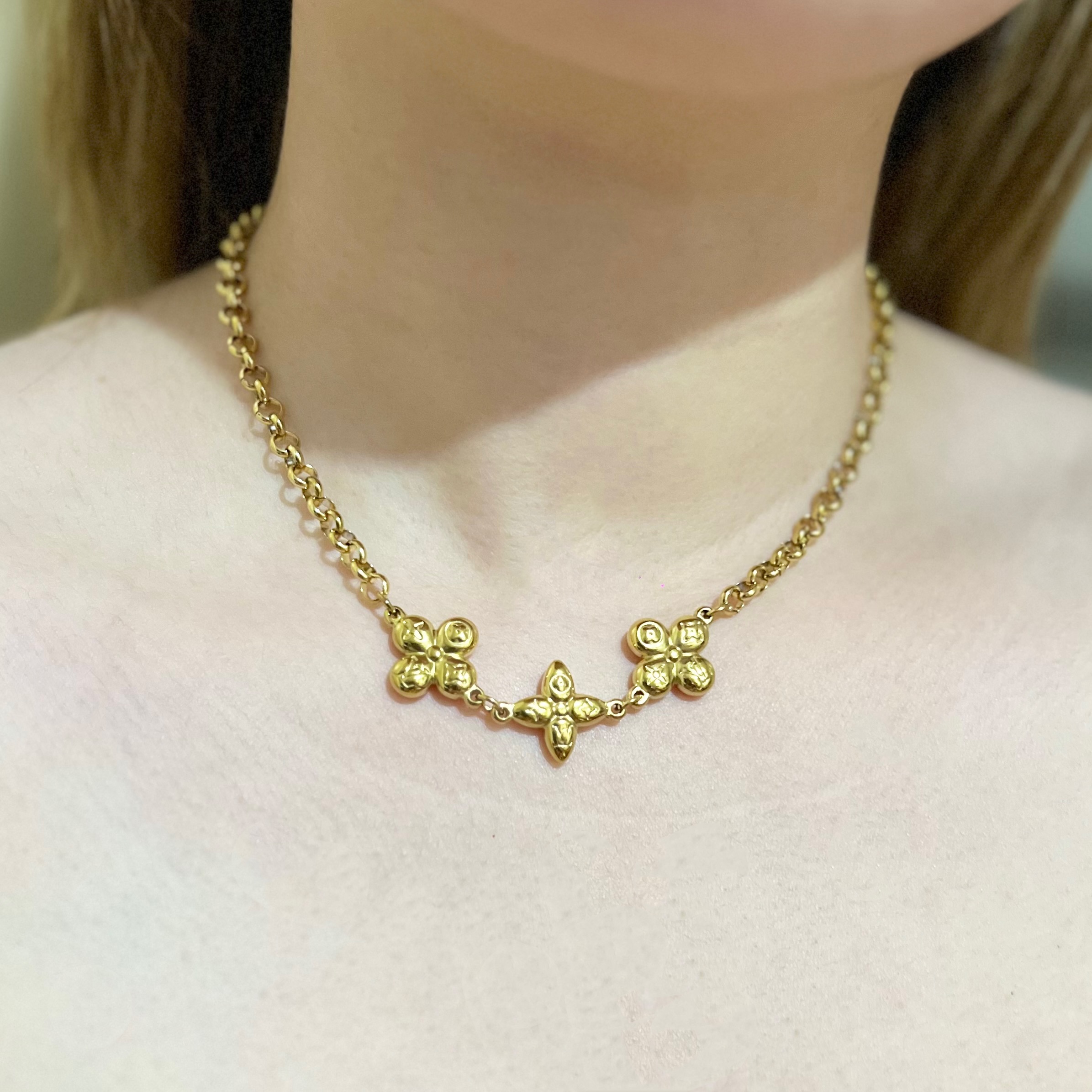 Elvira Gold T-Lock Necklace (16-inch)