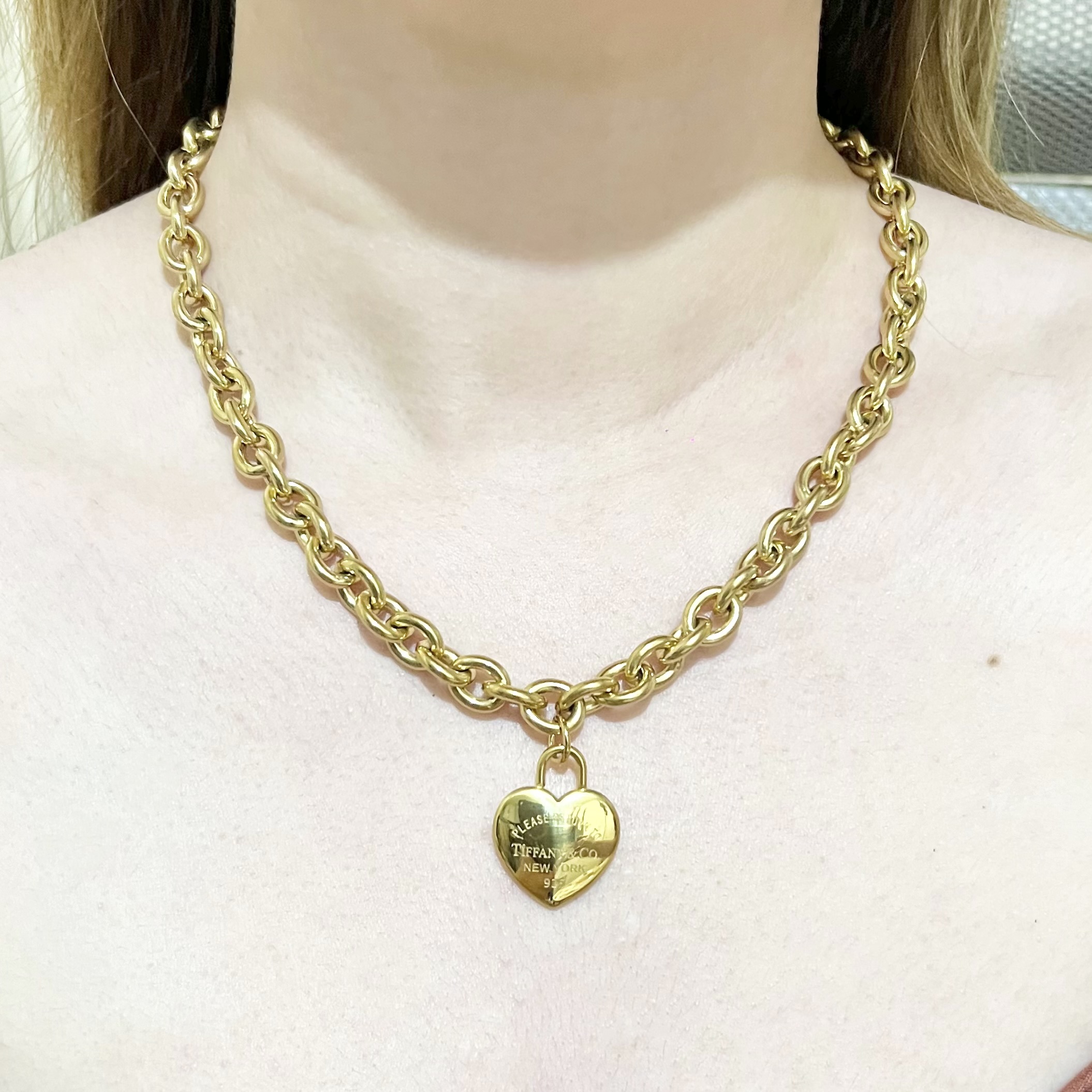 Gold Chunky Heart Necklace