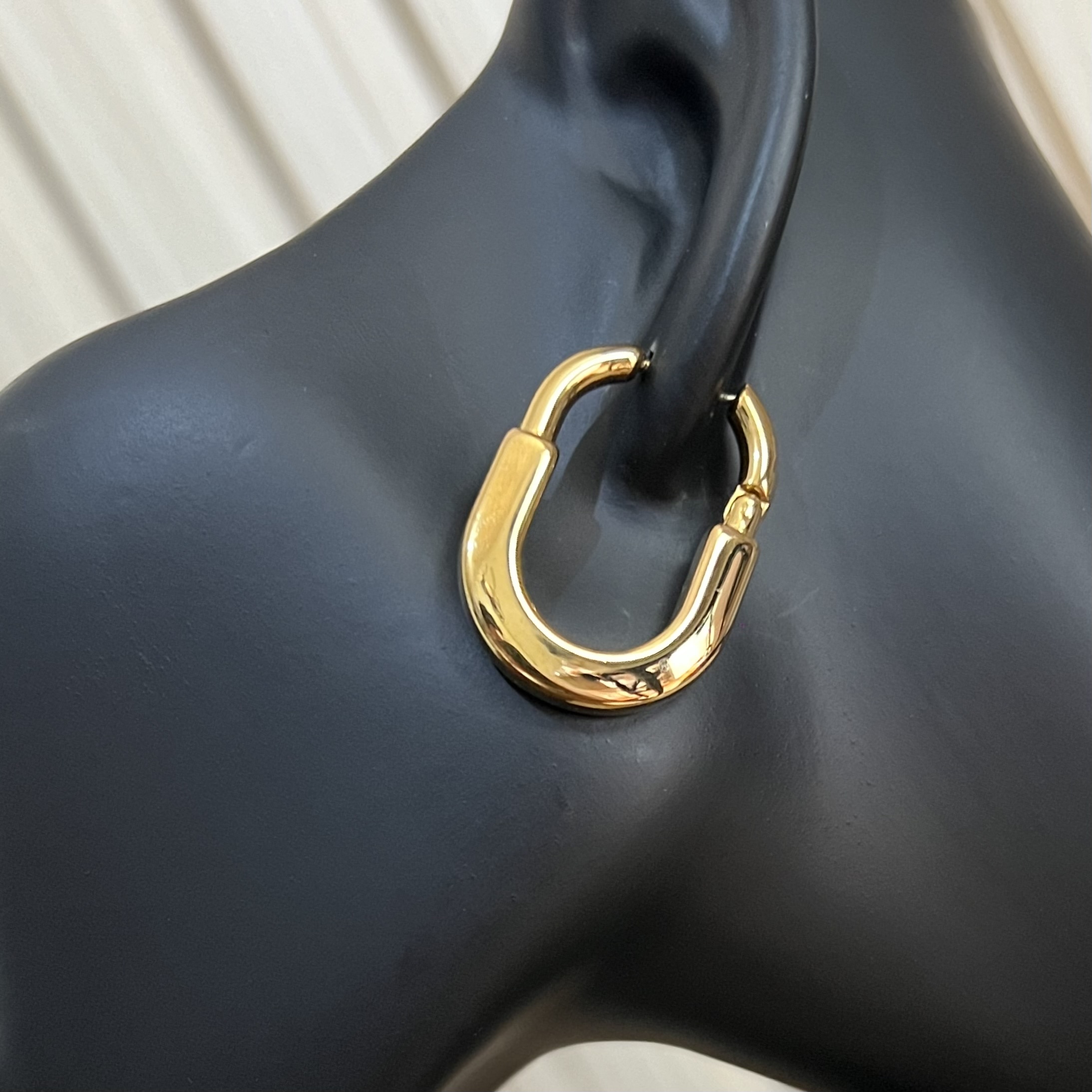 Chunky Lock Clip Earring