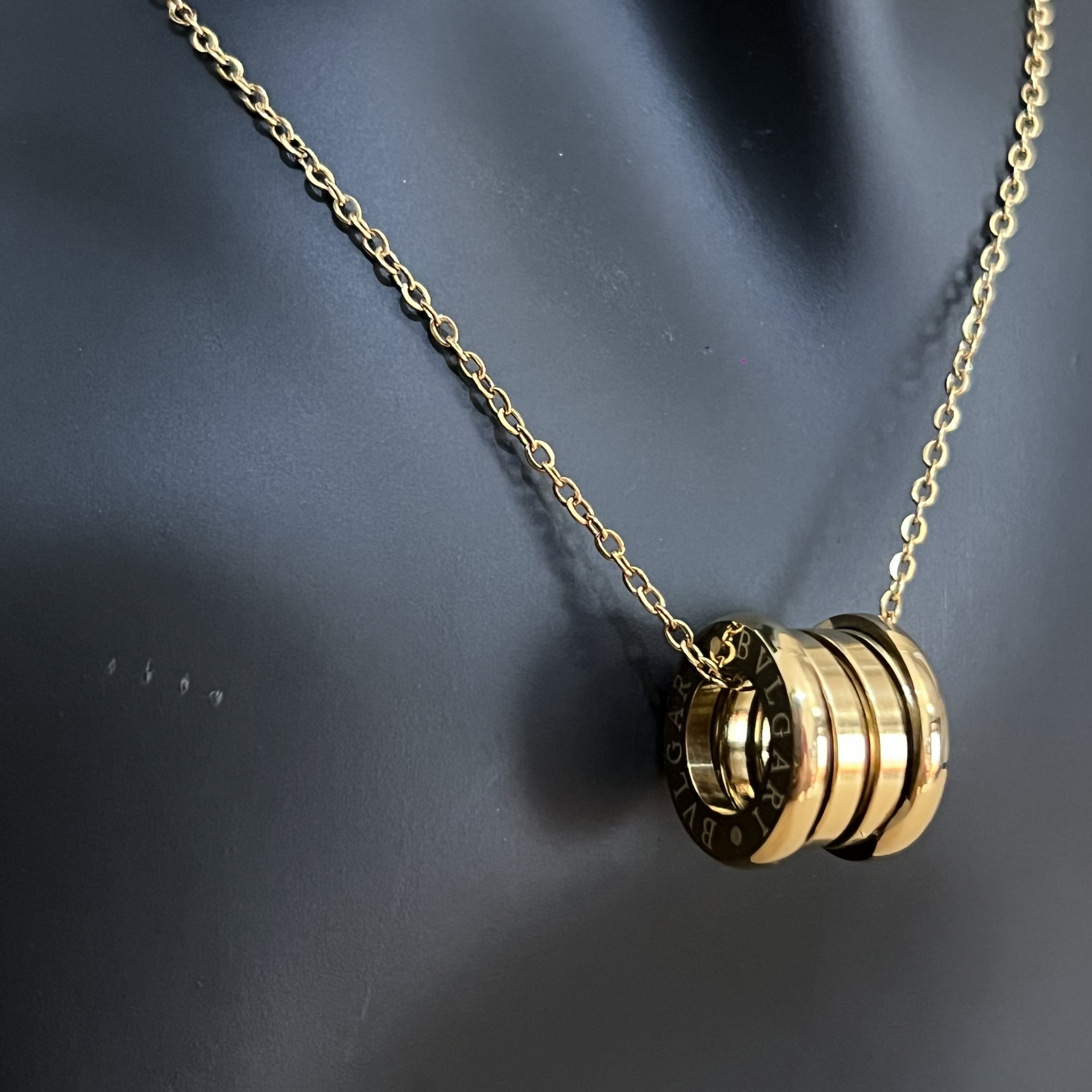 Classic Barrel Necklace