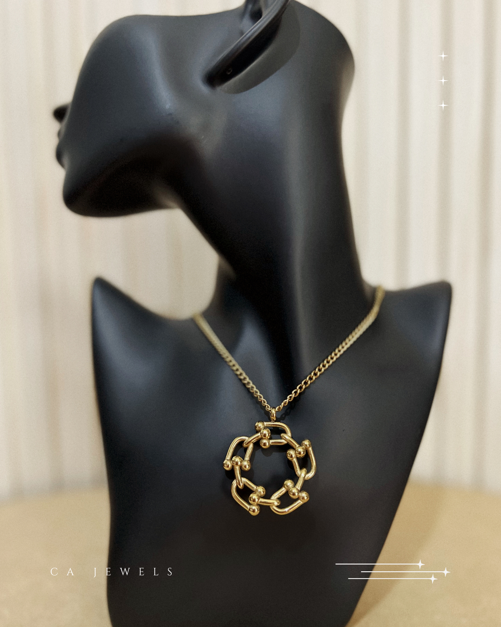 Layla Necklace