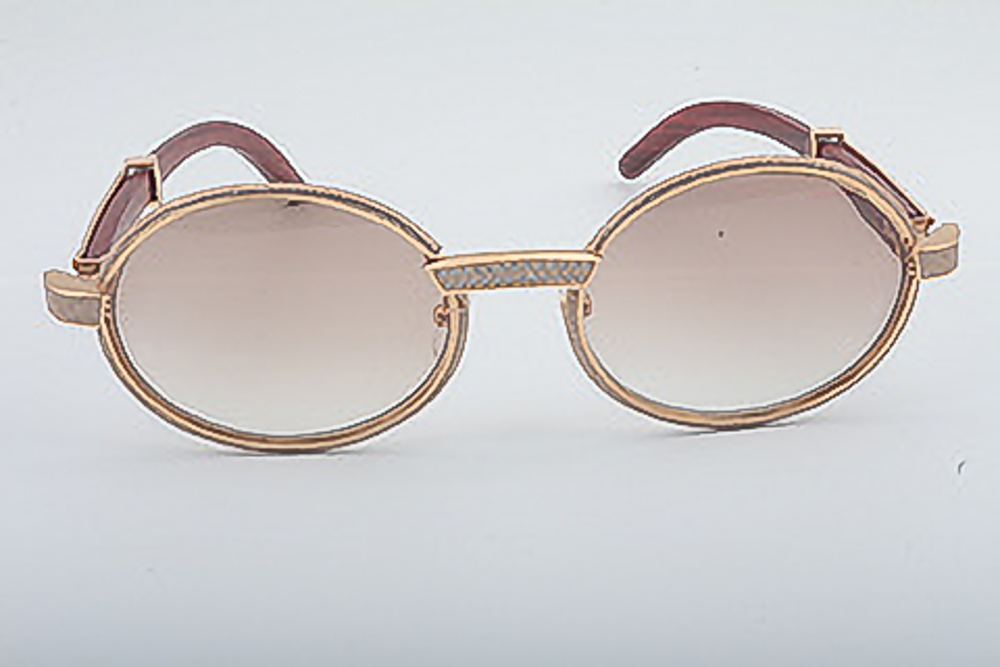 Diamond Oval Carti Peacock Woods (Brown Tint)