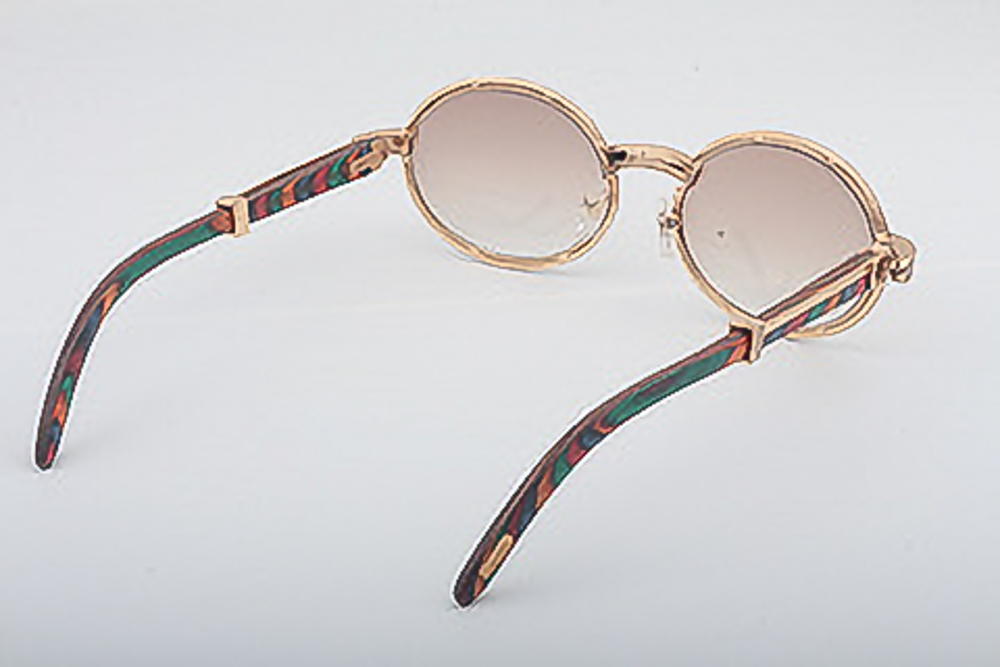 Diamond Oval Carti Peacock Woods (Brown Tint)