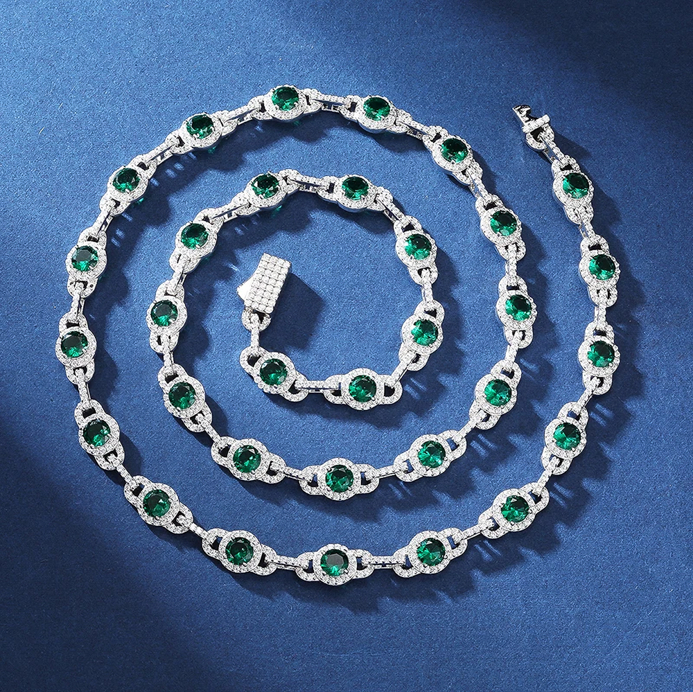 The Zaire Chain™ – 7mm Cuban Link with Emerald Green Moissanite Center Stone & VVS D Color Accents in 925 Sterling Silver