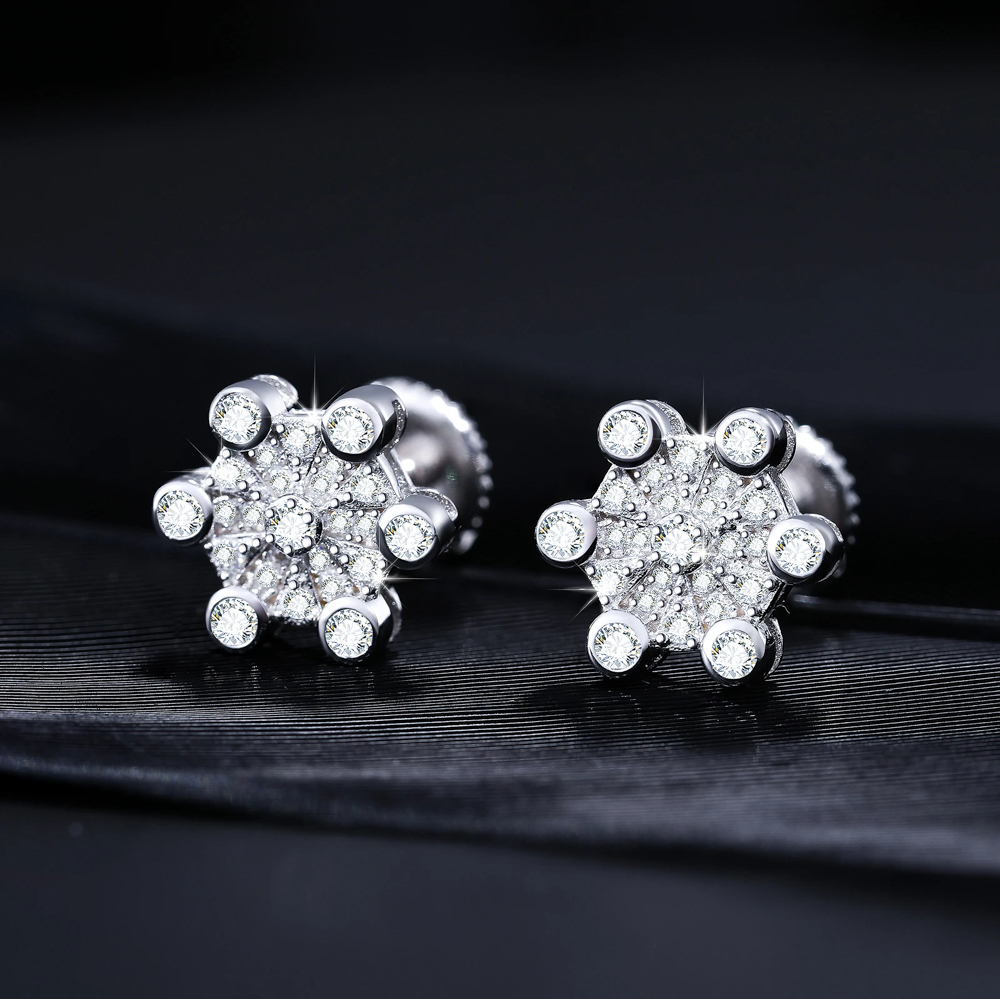The Fleur Studs™ – Moissanite Flower Stud Earrings for Women in 925 Sterling Silver