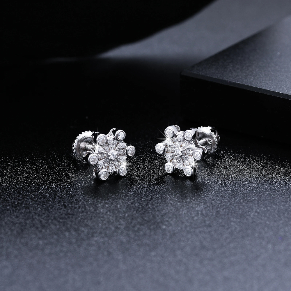 The Fleur Studs™ – Moissanite Flower Stud Earrings for Women in 925 Sterling Silver