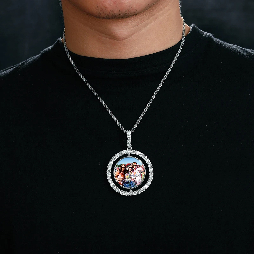 The Calista Heart™ – Double-Sided Custom Photo Heart & Circle Pendant Necklace in 925 Sterling Silver with VVS1 Moissanite Stones | GRA Certified