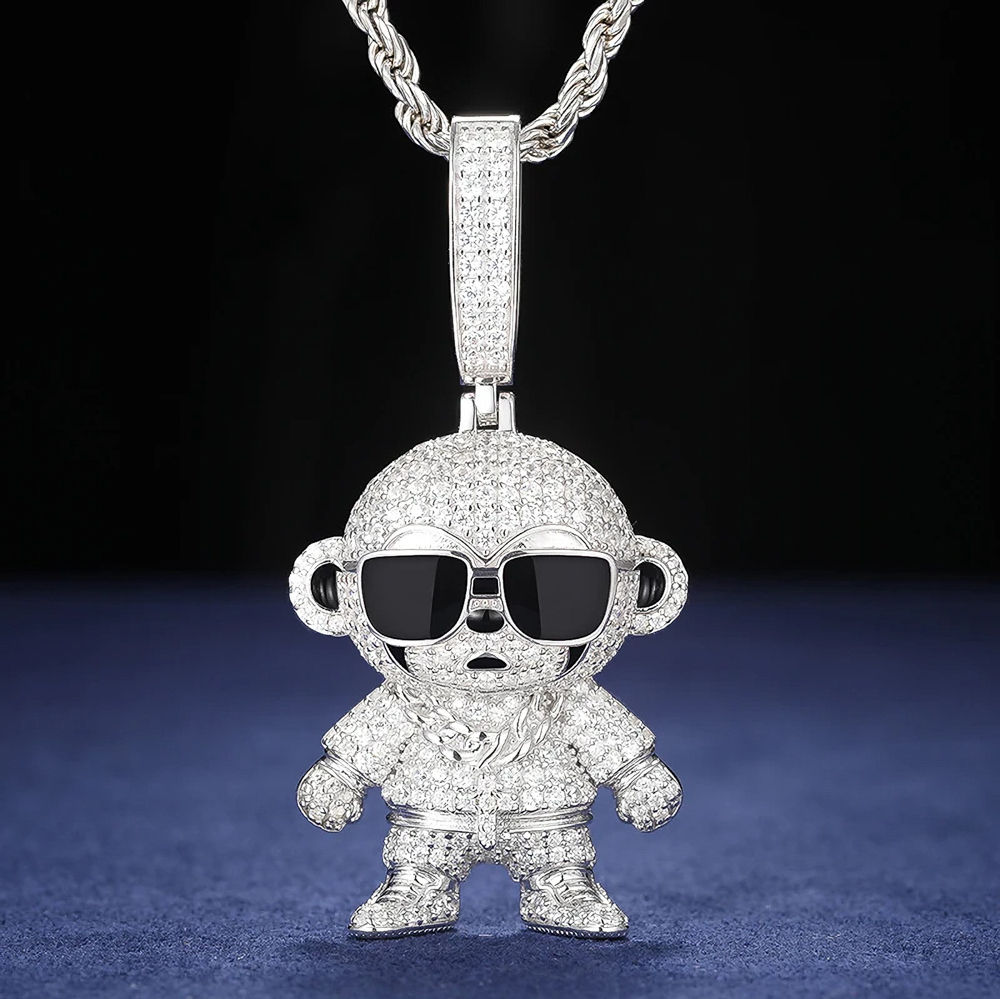 Chinzō Moissanite Lucky Cat Pendant in 925 Sterling Silver – Iced Out S925 Good Fortune Charm Necklace