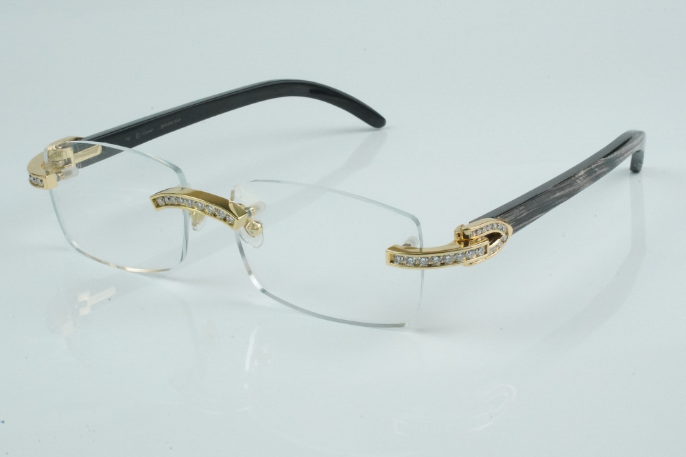 White Round Moissanite Diamond Carti Mixed Black Buffs (Crystal Clear Tint)