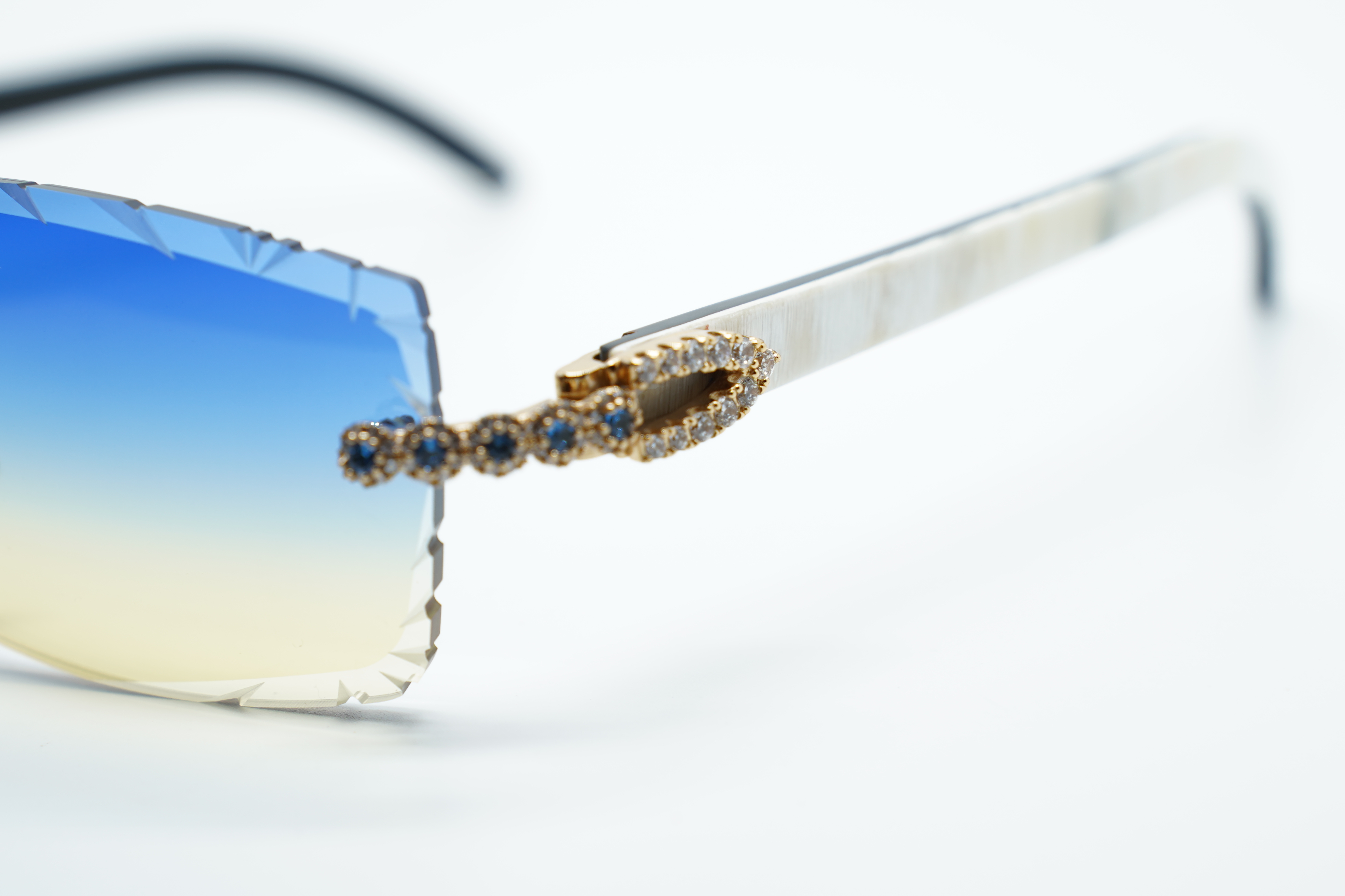 Blue Flower Diamond Carti White Buffs 2 (Diamond Cut/Blue Tint)