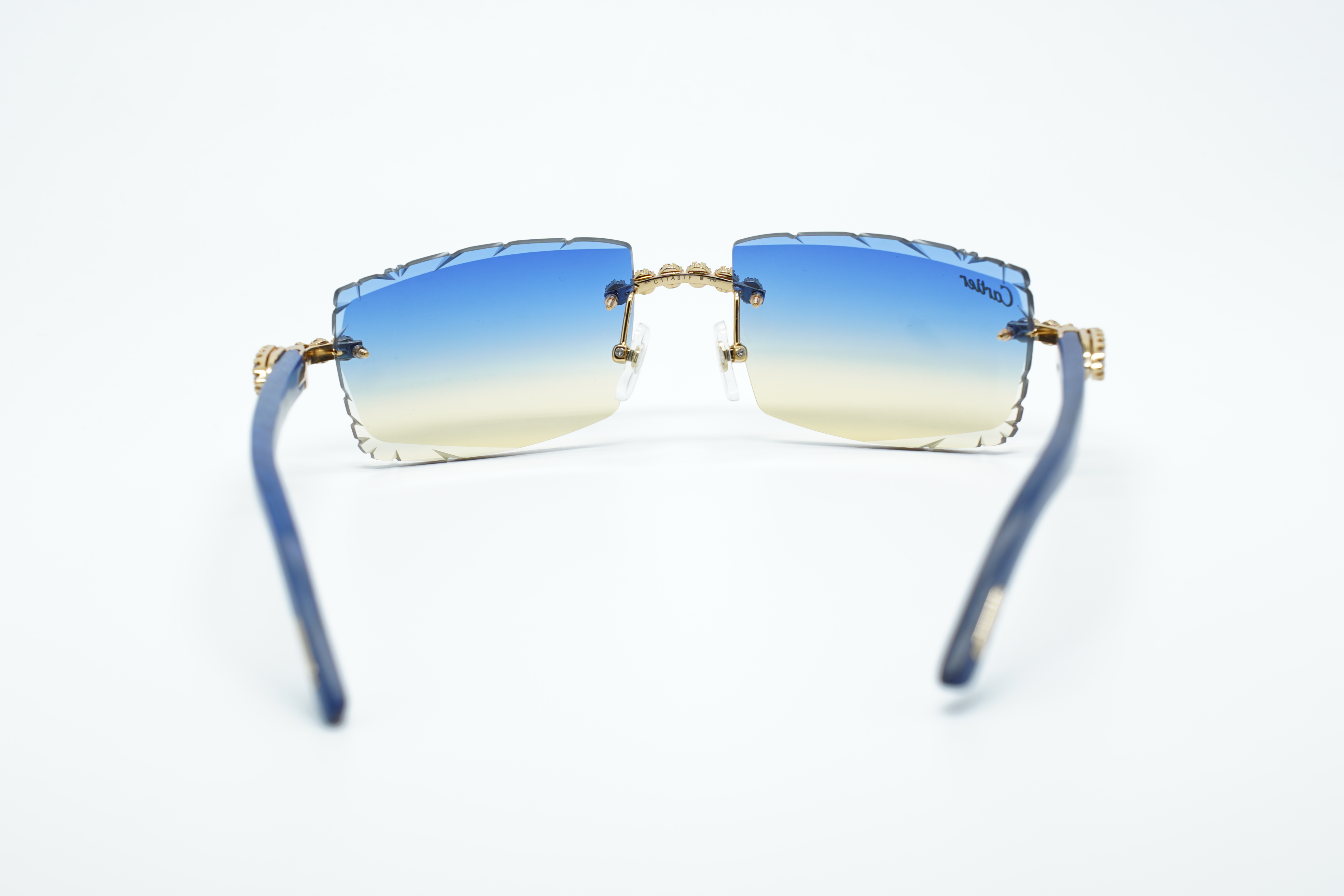 Flower Diamond Blue Carti Woods (Diamond Cut/Blue and Red Tint)