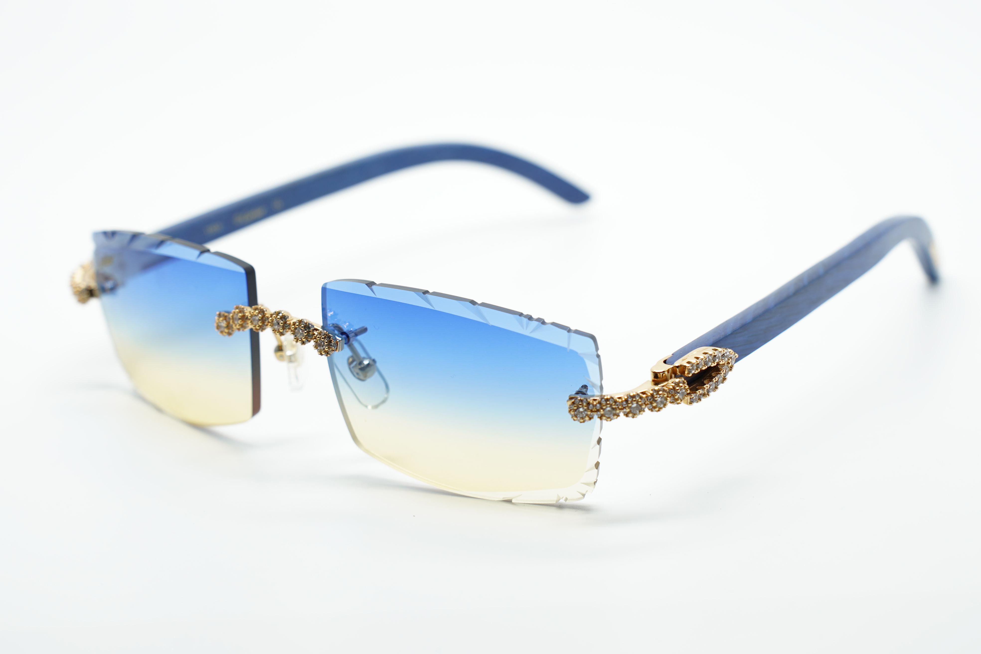 Flower Diamond Blue Carti Woods (Diamond Cut/Blue and Red Tint)