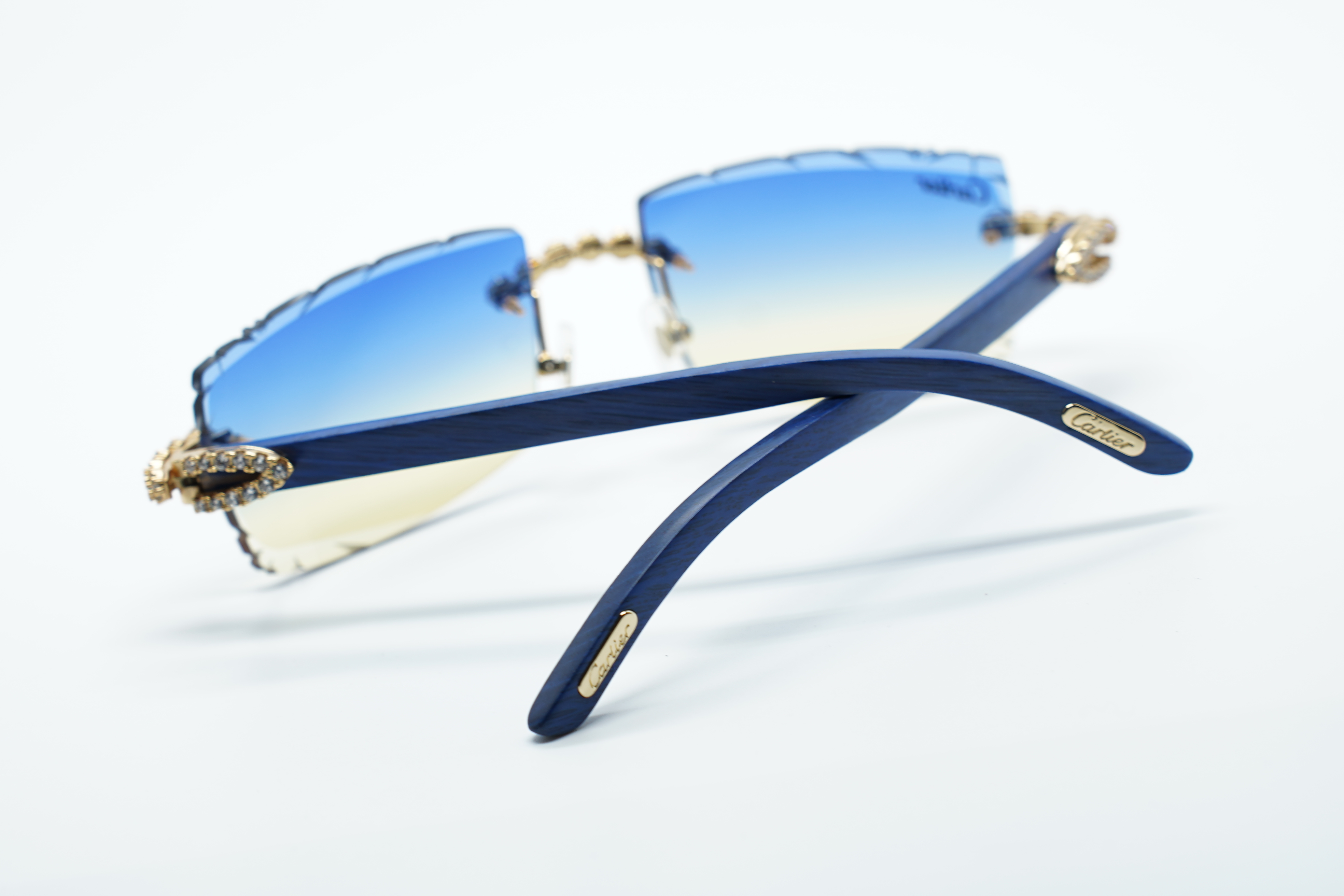Flower Diamond Blue Carti Woods (Diamond Cut/Blue and Red Tint)