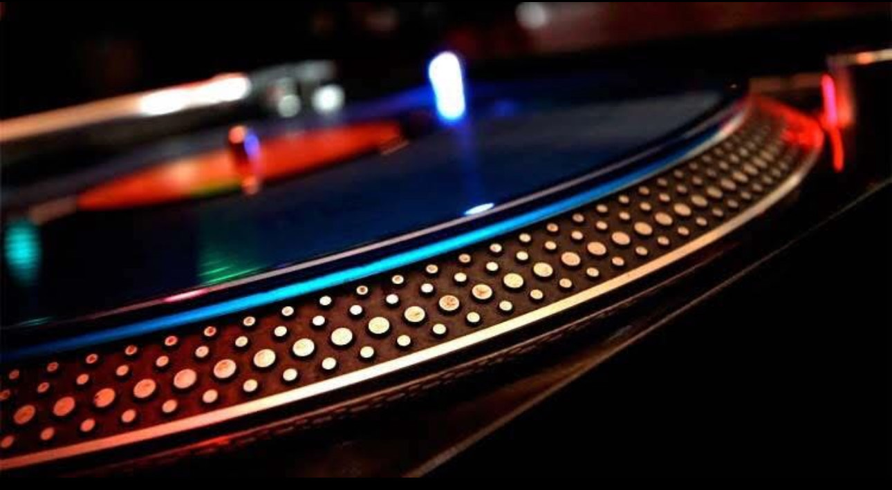 Tarjeta regalo de funda personalizada a medida / Handcrafted Covers to Protect DJ, Music Production, or Tech Equipment