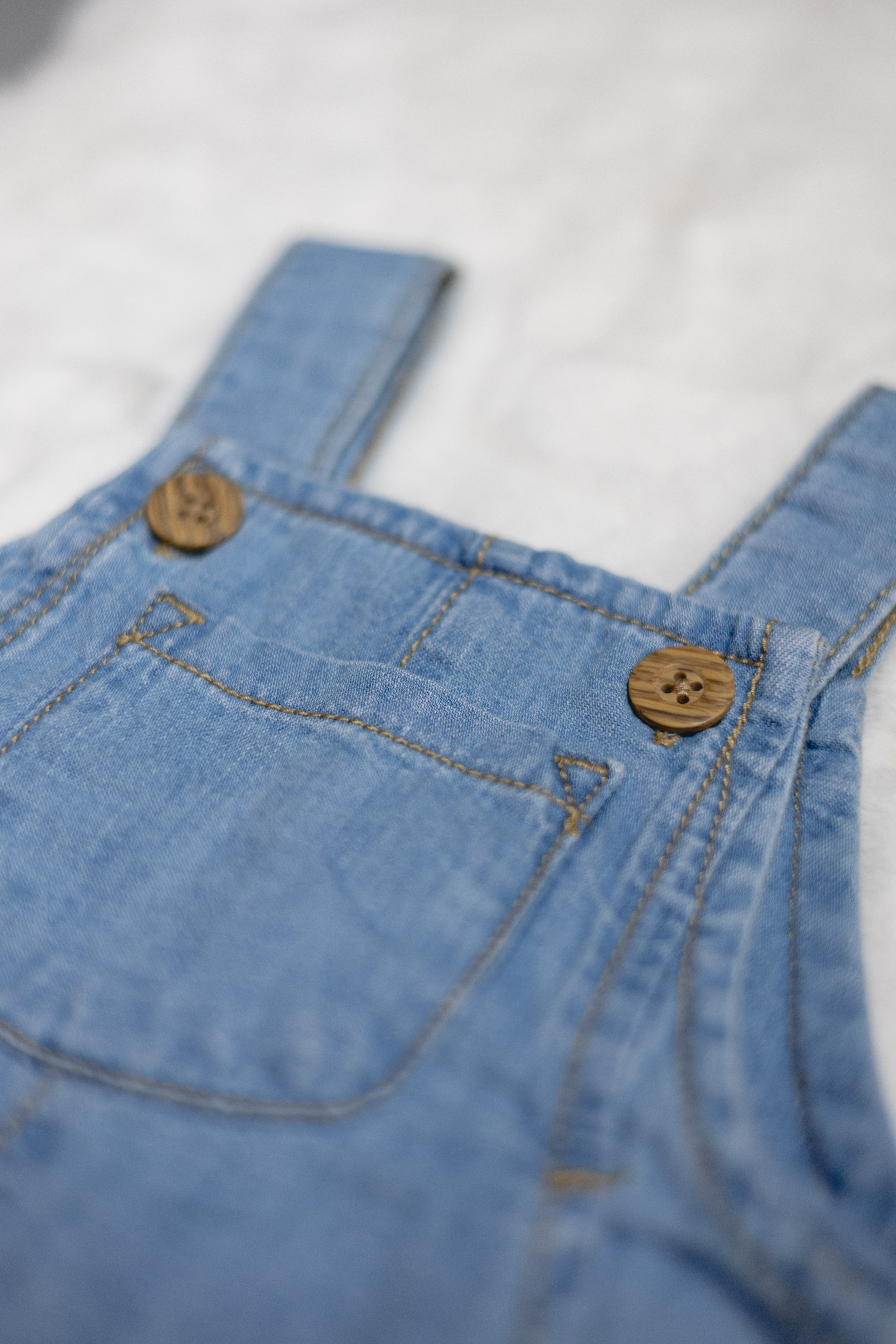 Jardinerita Corta de Algodón Orgánico - Chambray