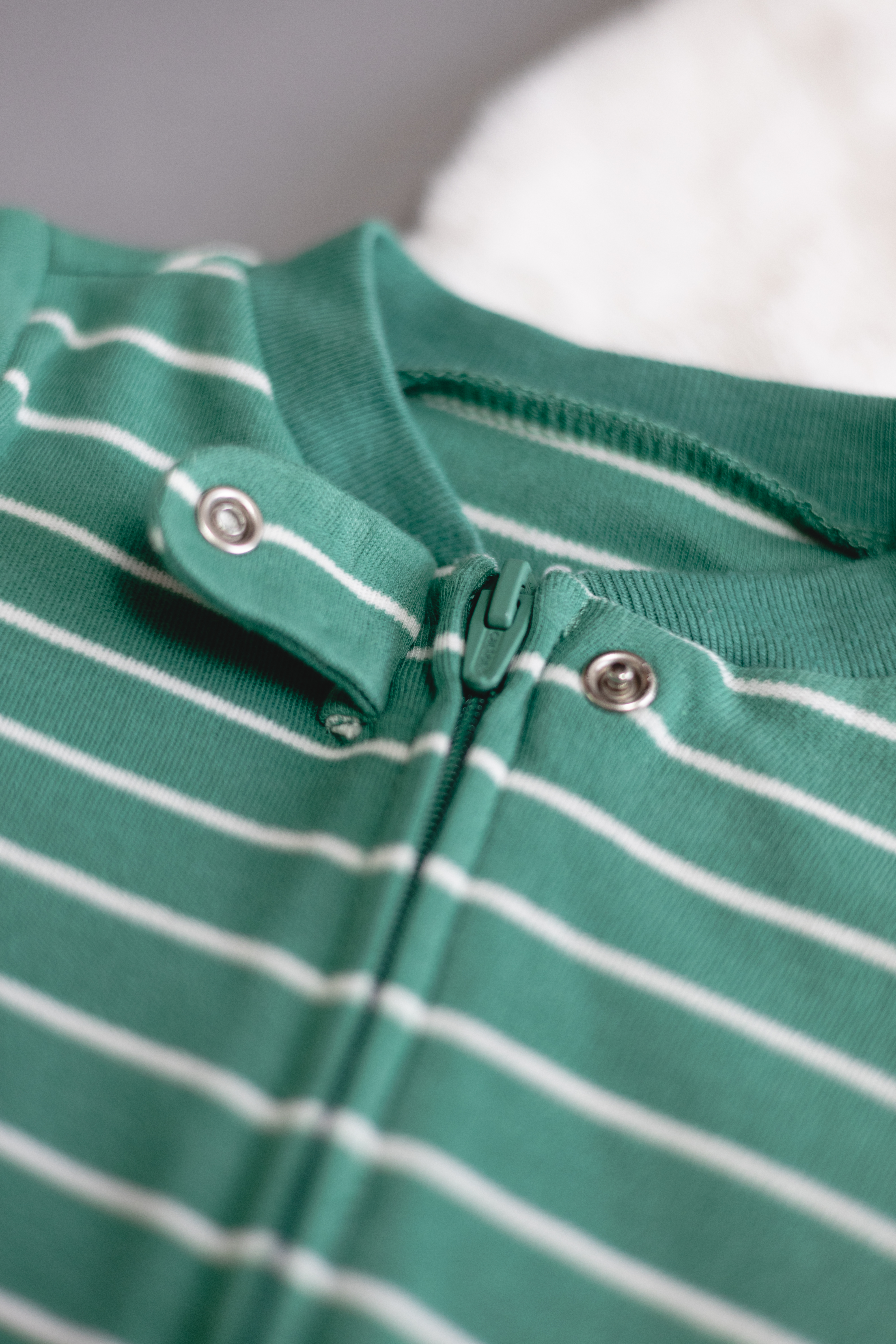 Pijama Enteriza con Cierre de Doble Vía y Estampado de Morsa