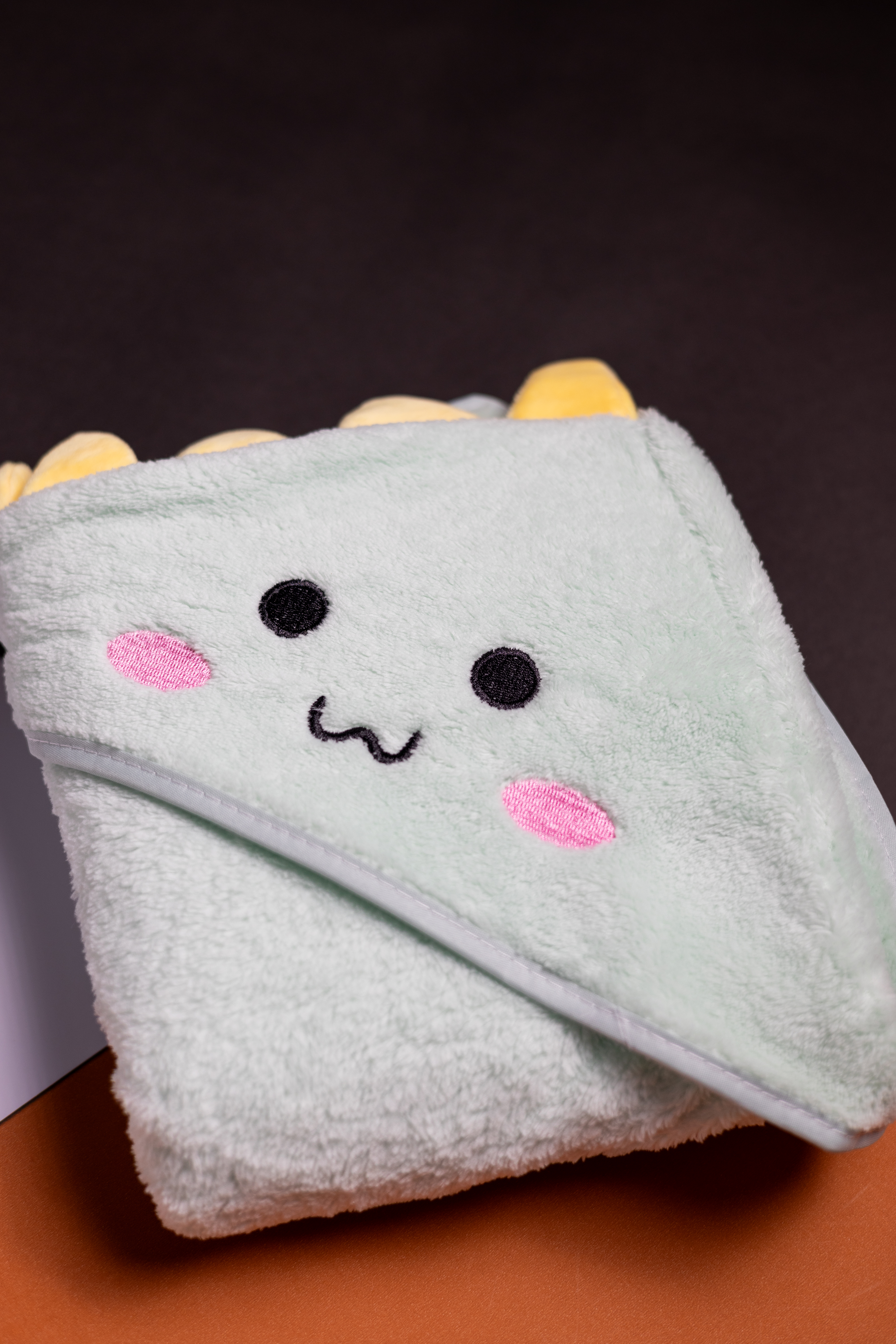 Toalla con Capucha de Felpa Coral – Multipropósito