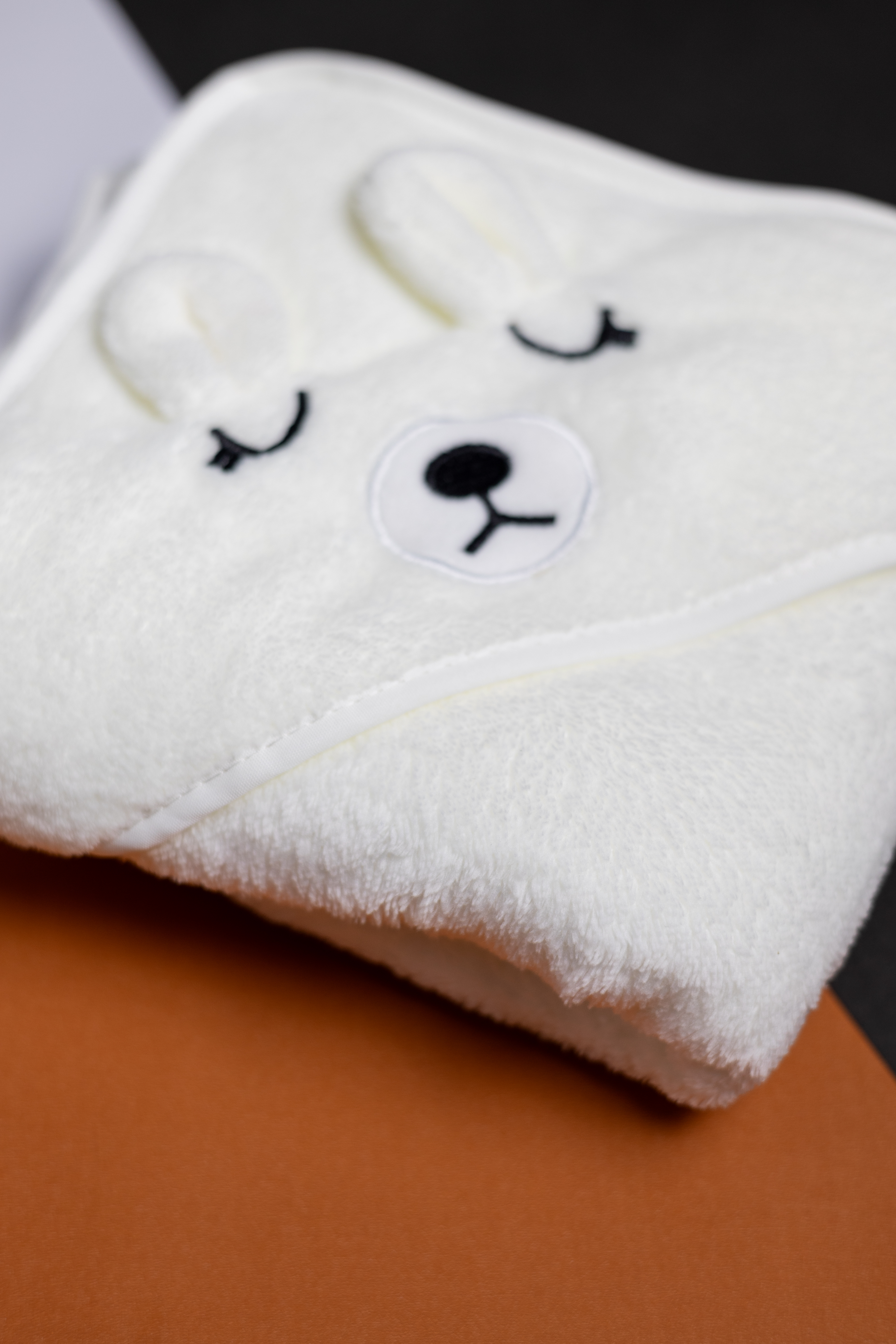 Toalla con Capucha de Felpa Coral – Multipropósito