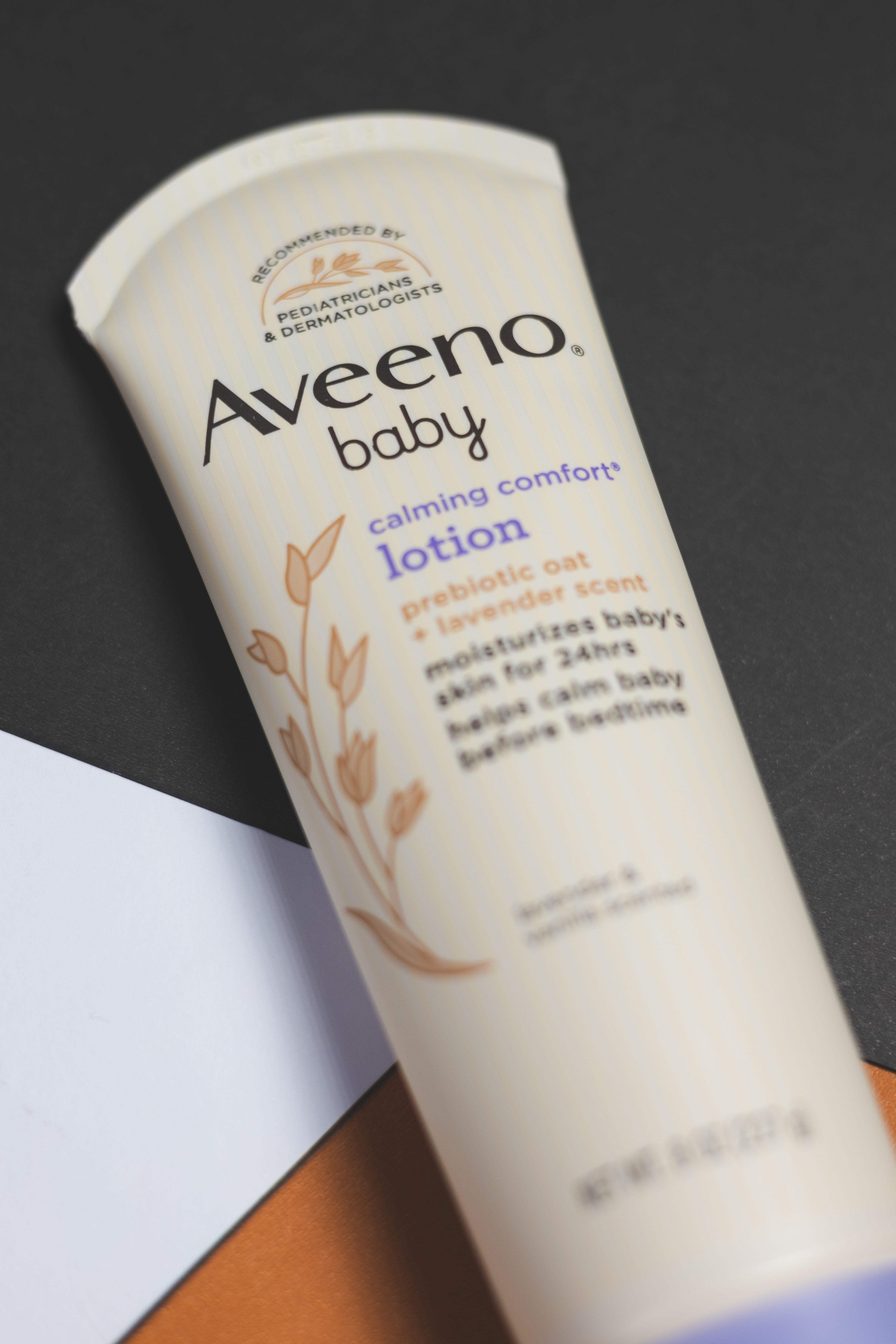 Loción Hidratante Aveeno Baby Calming Comfort – Avena, Lavanda & Vainilla (8oz)
