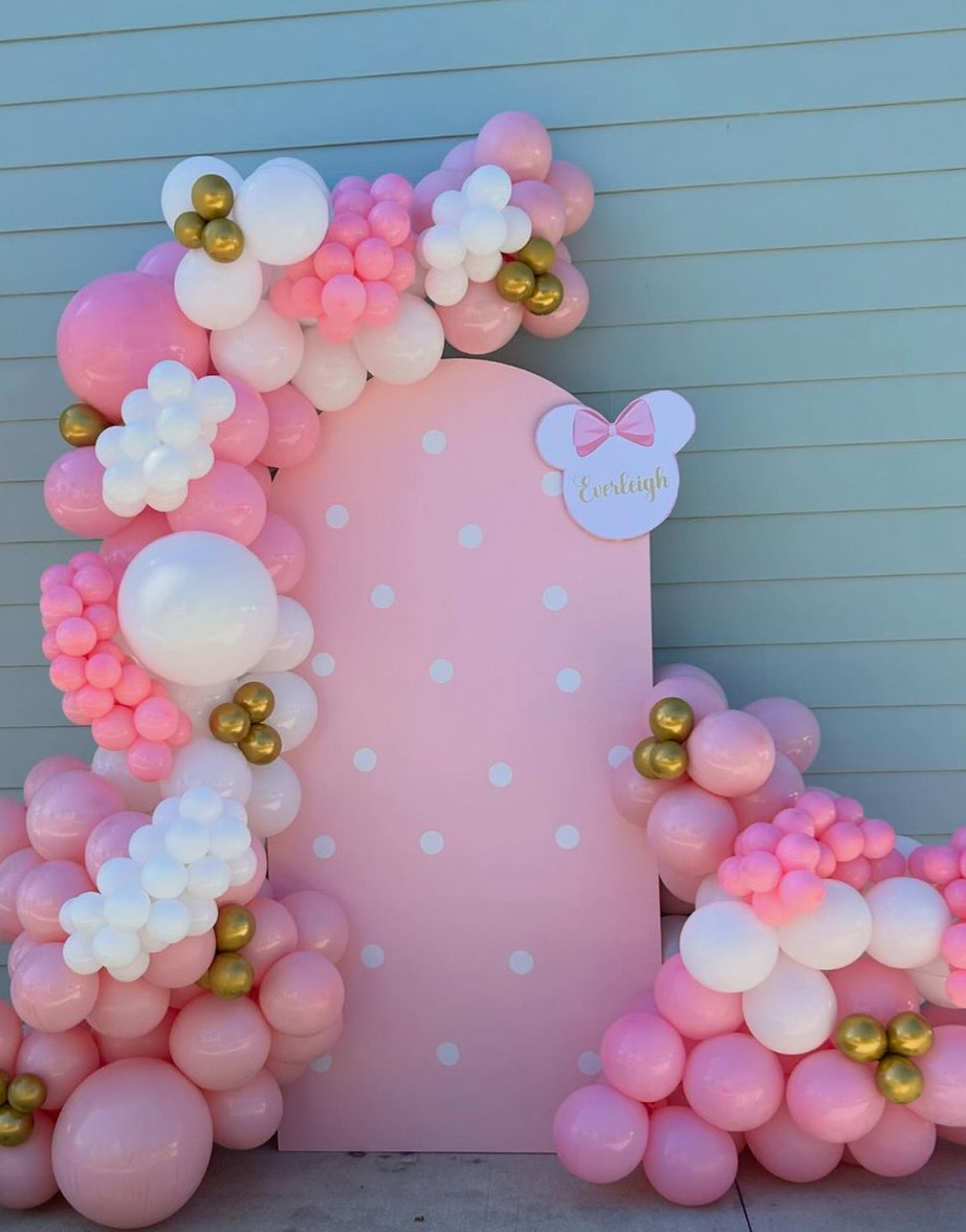 Single Balloon Arch Backdrop