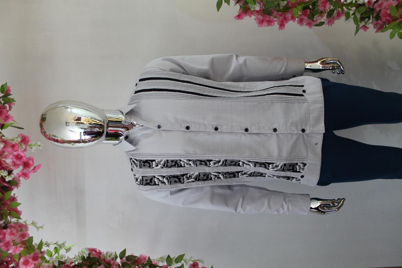 GUAYABERA ISTMEÑA