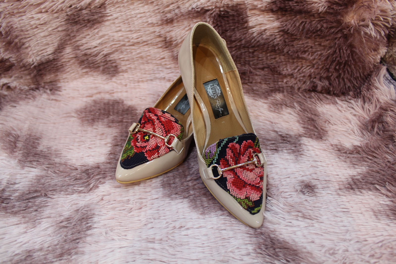ZAPATILLAS SAYULITA