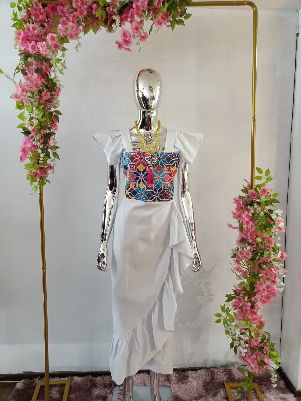 VESTIDO OLANES