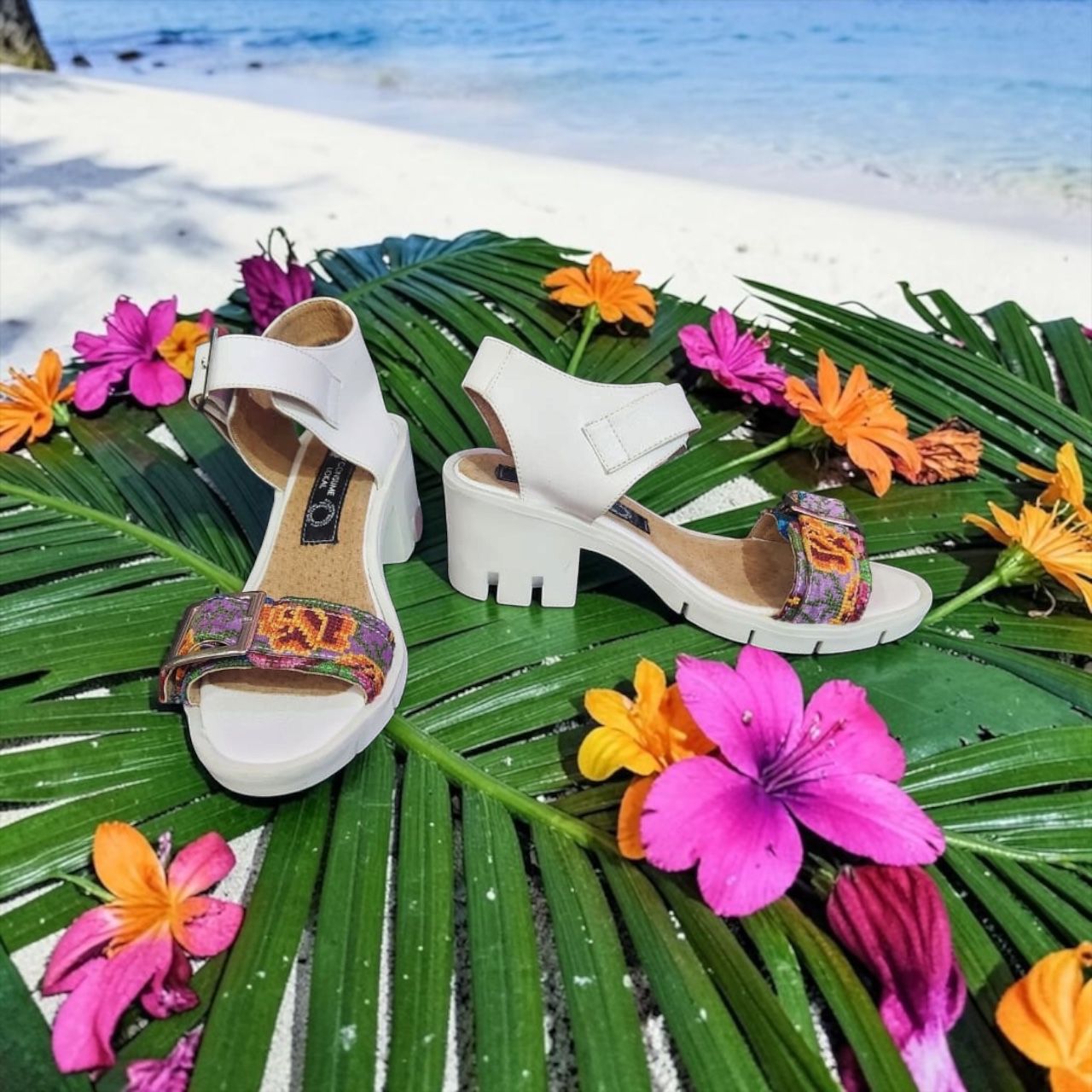 SANDALIA PLAYA CON TACON