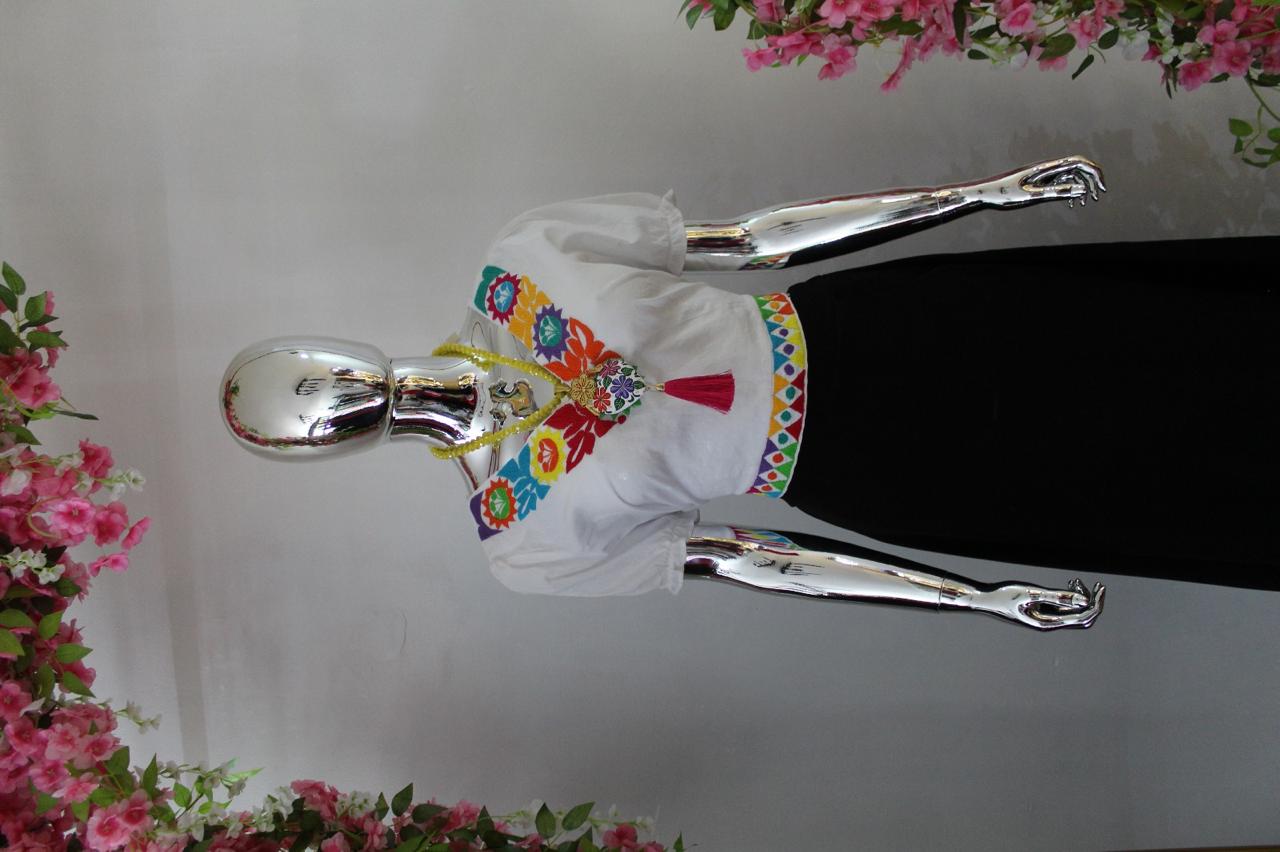 BLUSA CORTE V GRANDES