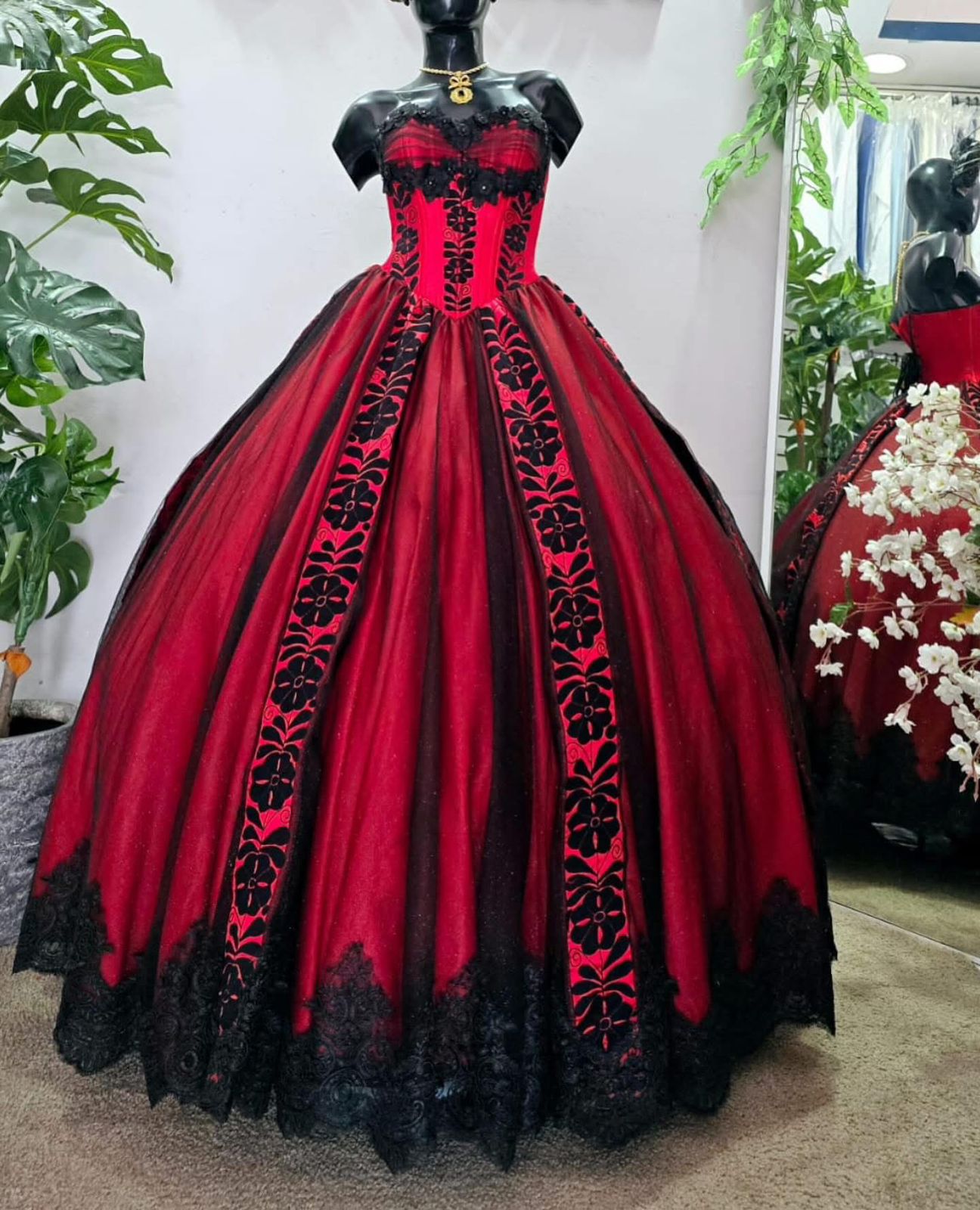 Vestido estilo Victoriano con Bordado Mazateco 