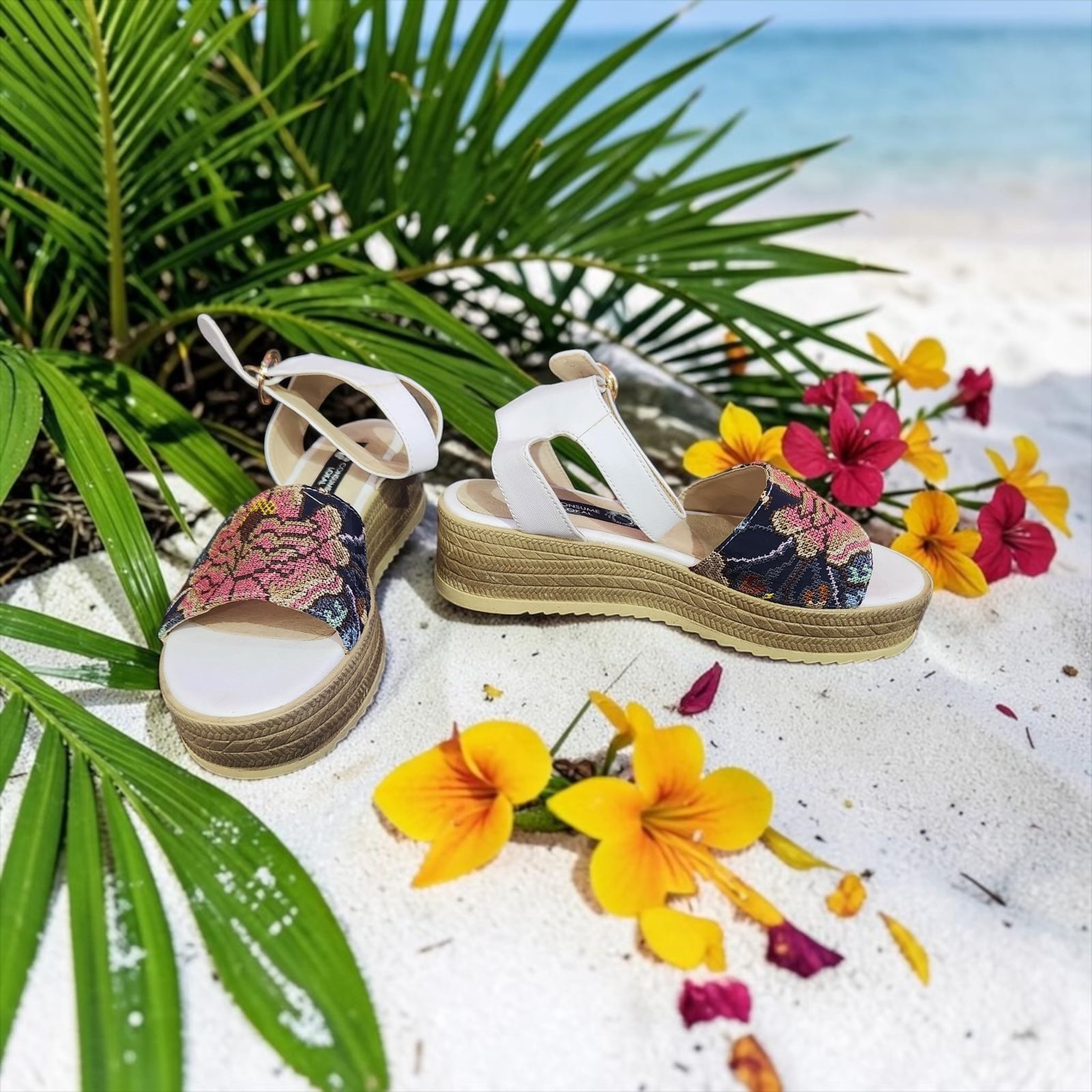 Sandalias de playa con plataforma