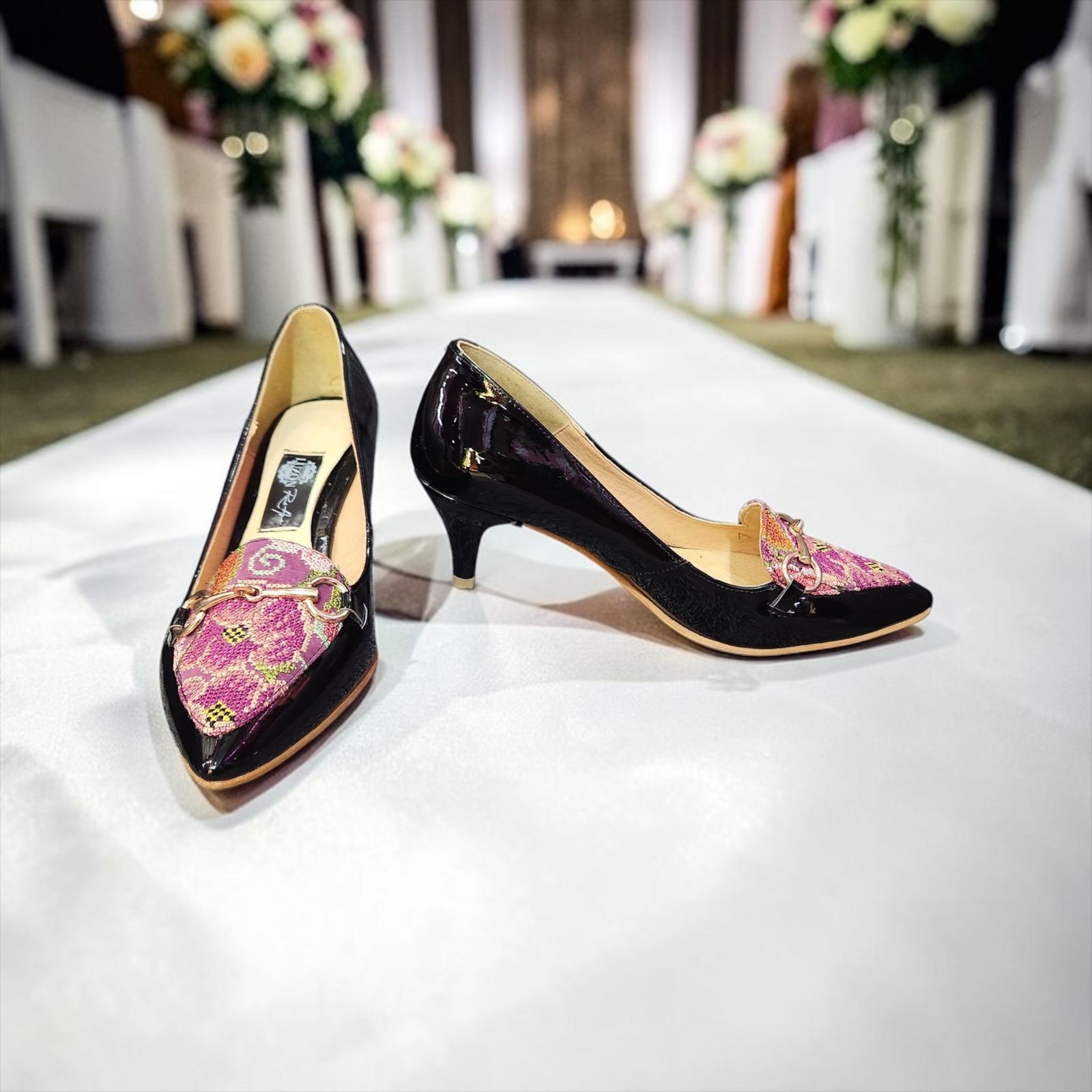 ZAPATILLAS SAYULITA NEGRO