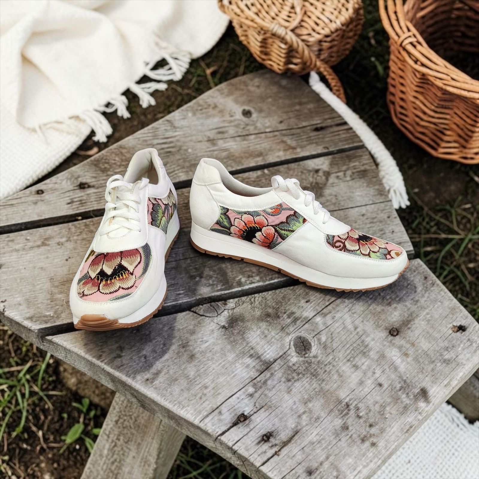 TENIS BLANCOS SAN FERNANDO