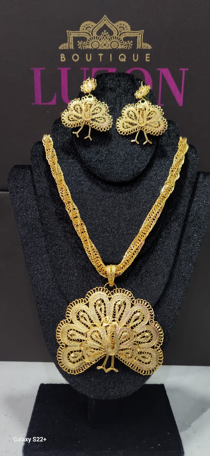 Conjunto de joyería en filigrana de pavo real