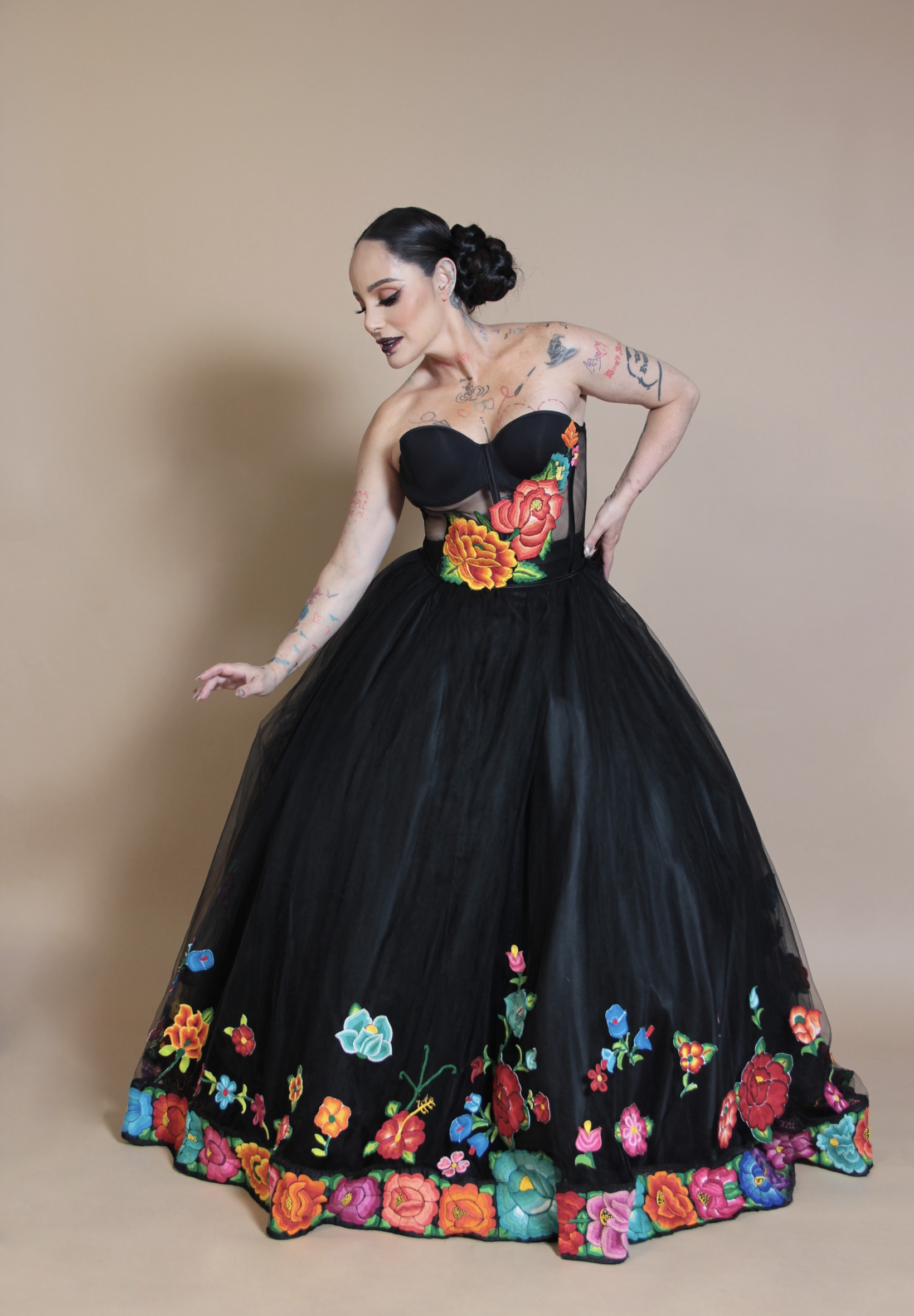 Vestido de Gala Istmeño Bordado a Mano