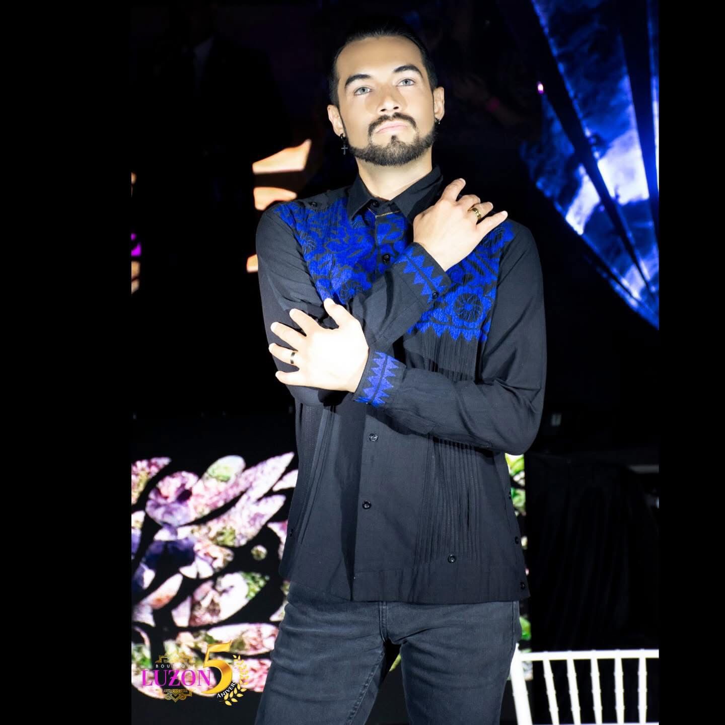 Guayabera con bordado Mazateco 