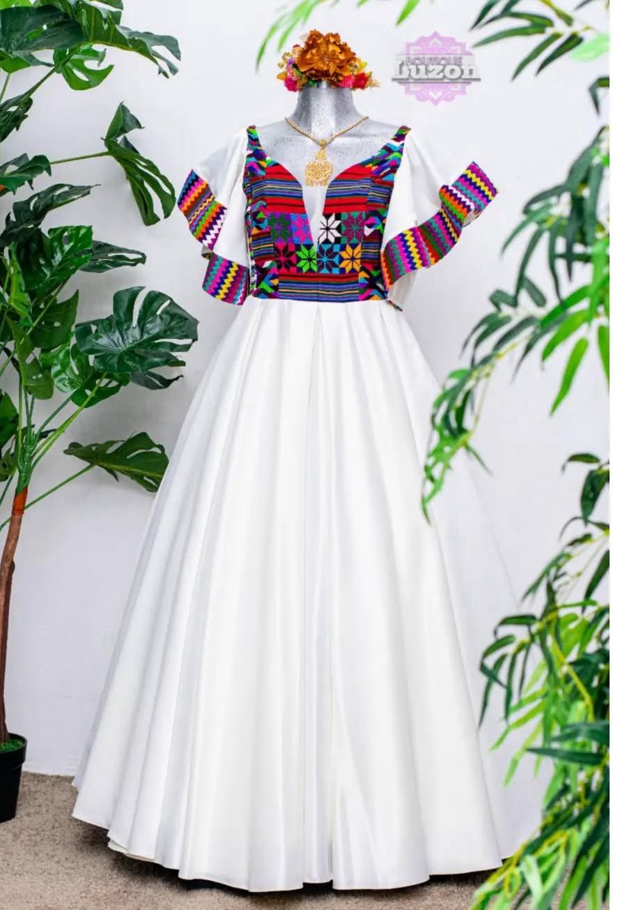 Vestido de Gala Bordado Chinanteco