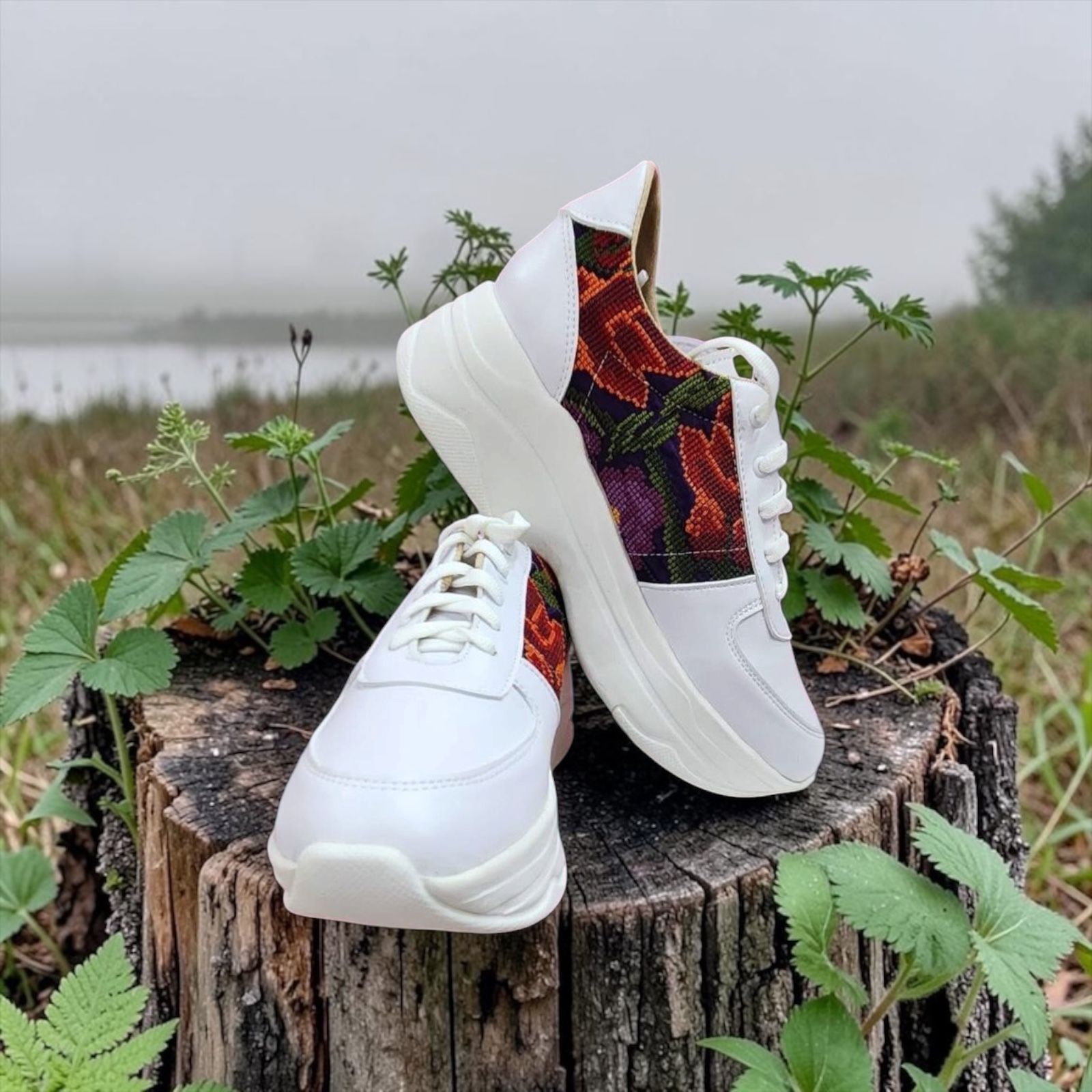 TENIS CON PLATAFORMA PIEZAS UNICAS - VARIOS COLORES 