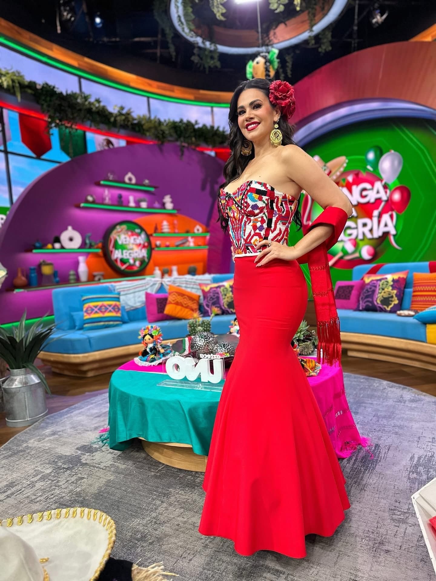 Vestido Chinanteco Elegante de Dos Piezas Corte Sirena