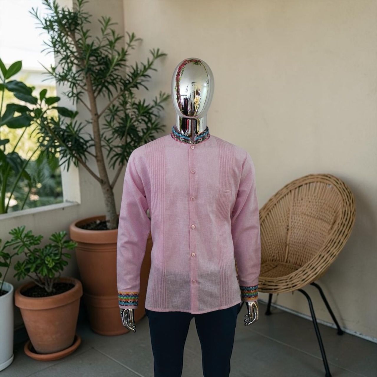 FILIPINA CHINANTECA BORDADO EN CUELLO Y PUÑOS