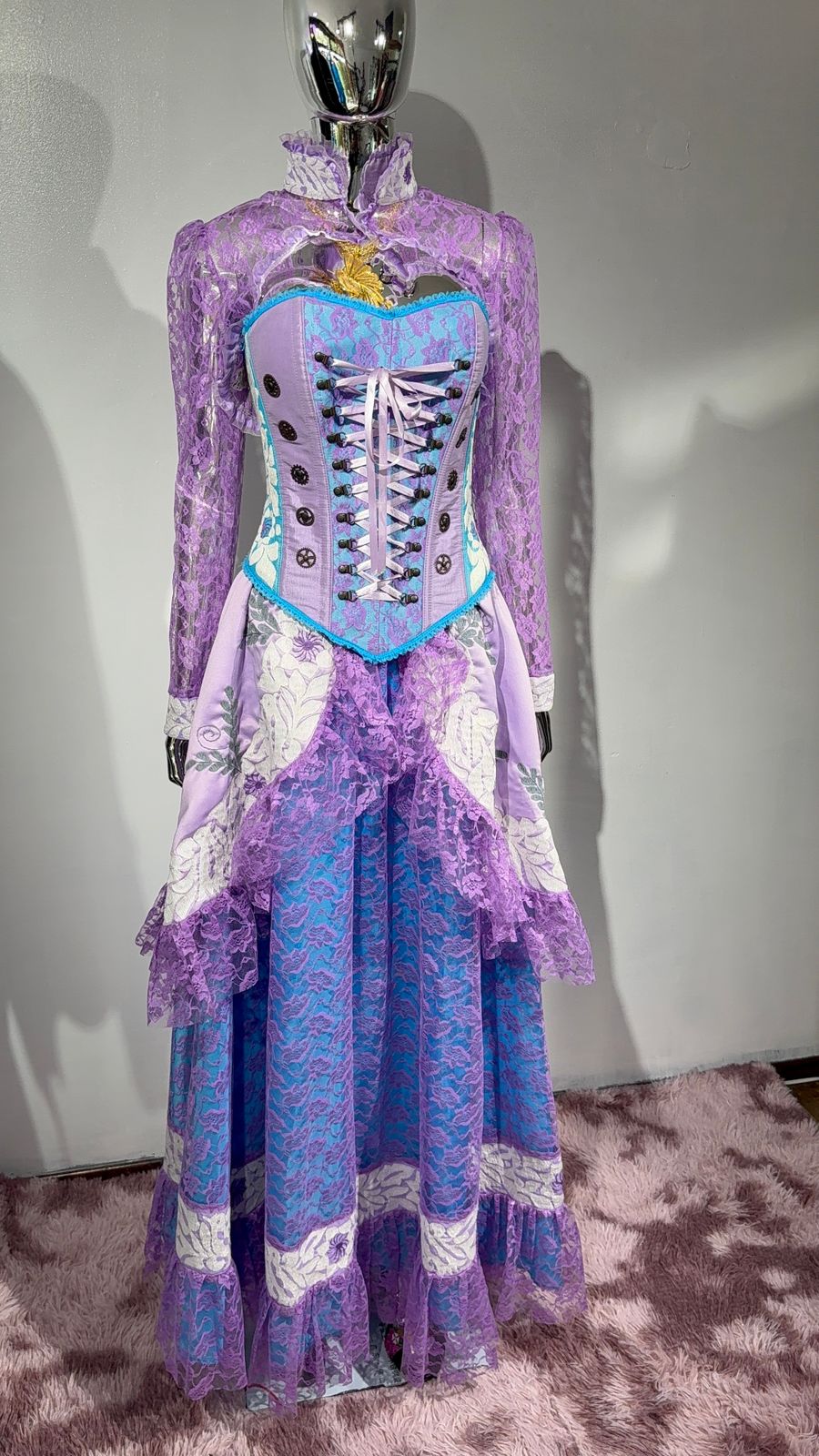Vestido victoriano de encaje