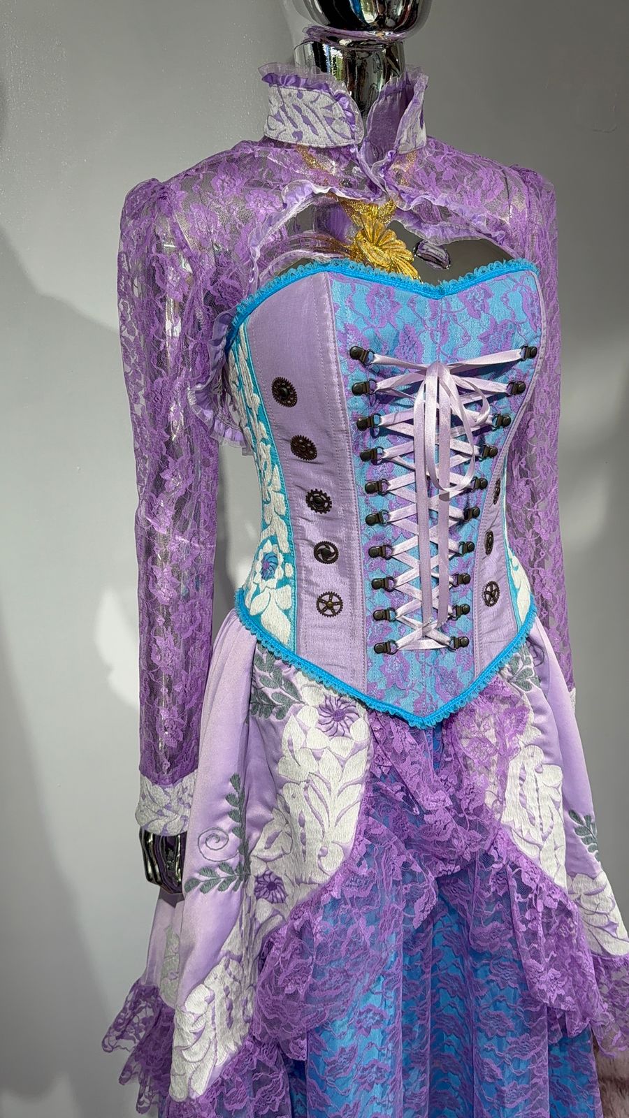 Vestido victoriano de encaje